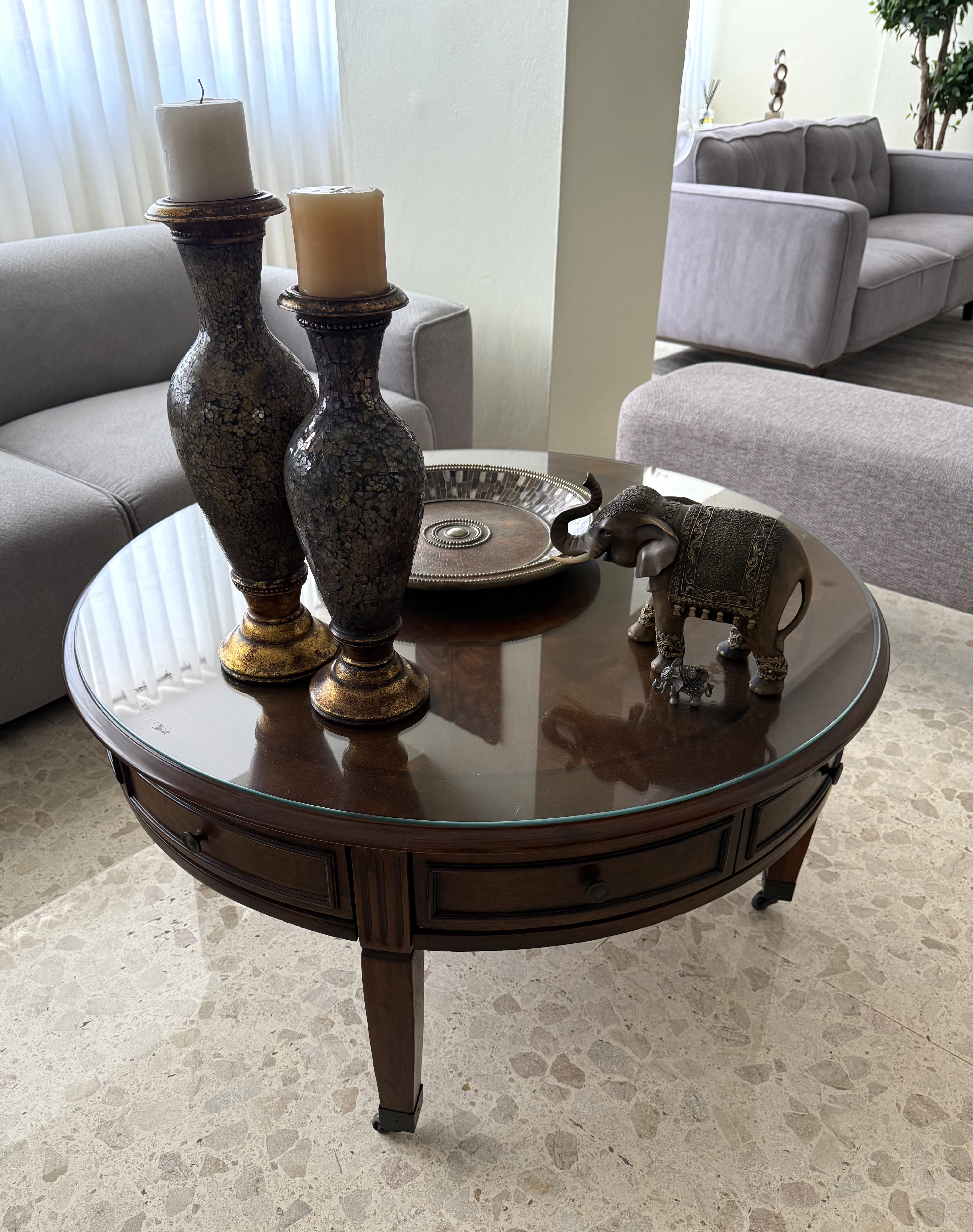muebles y colchones - Mesa de Centro para Sala - ¡Como Nueva! 0
