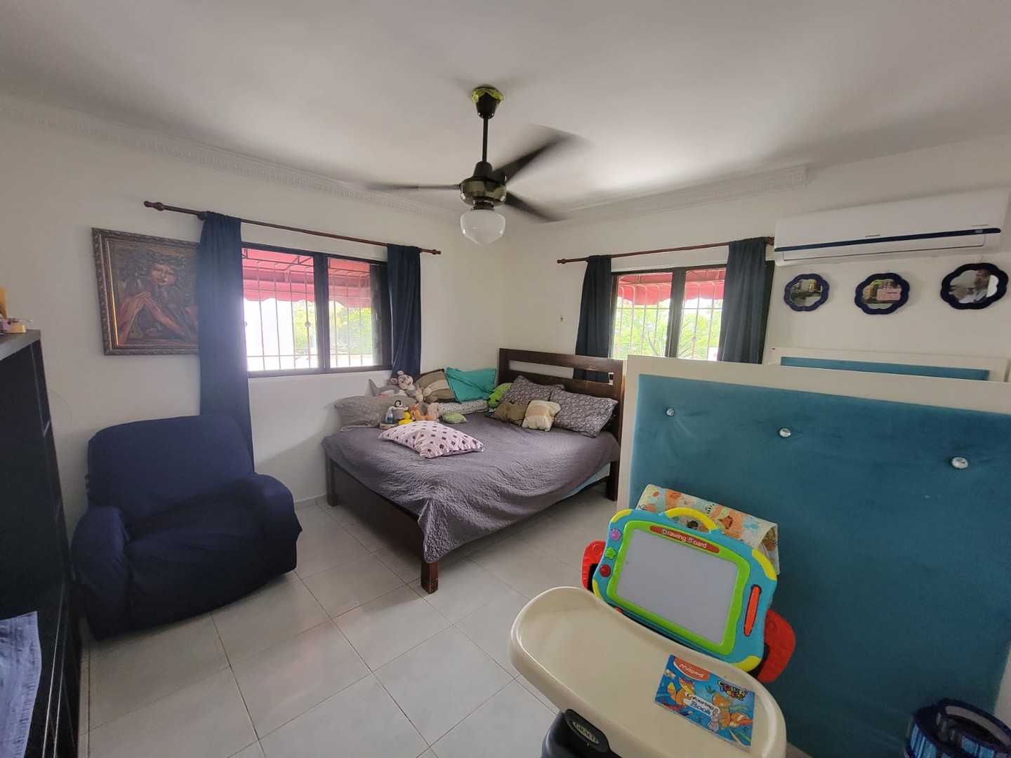 apartamentos - Se vende en la Julia Apartamento Clasico con vista al Mar en 2do  9