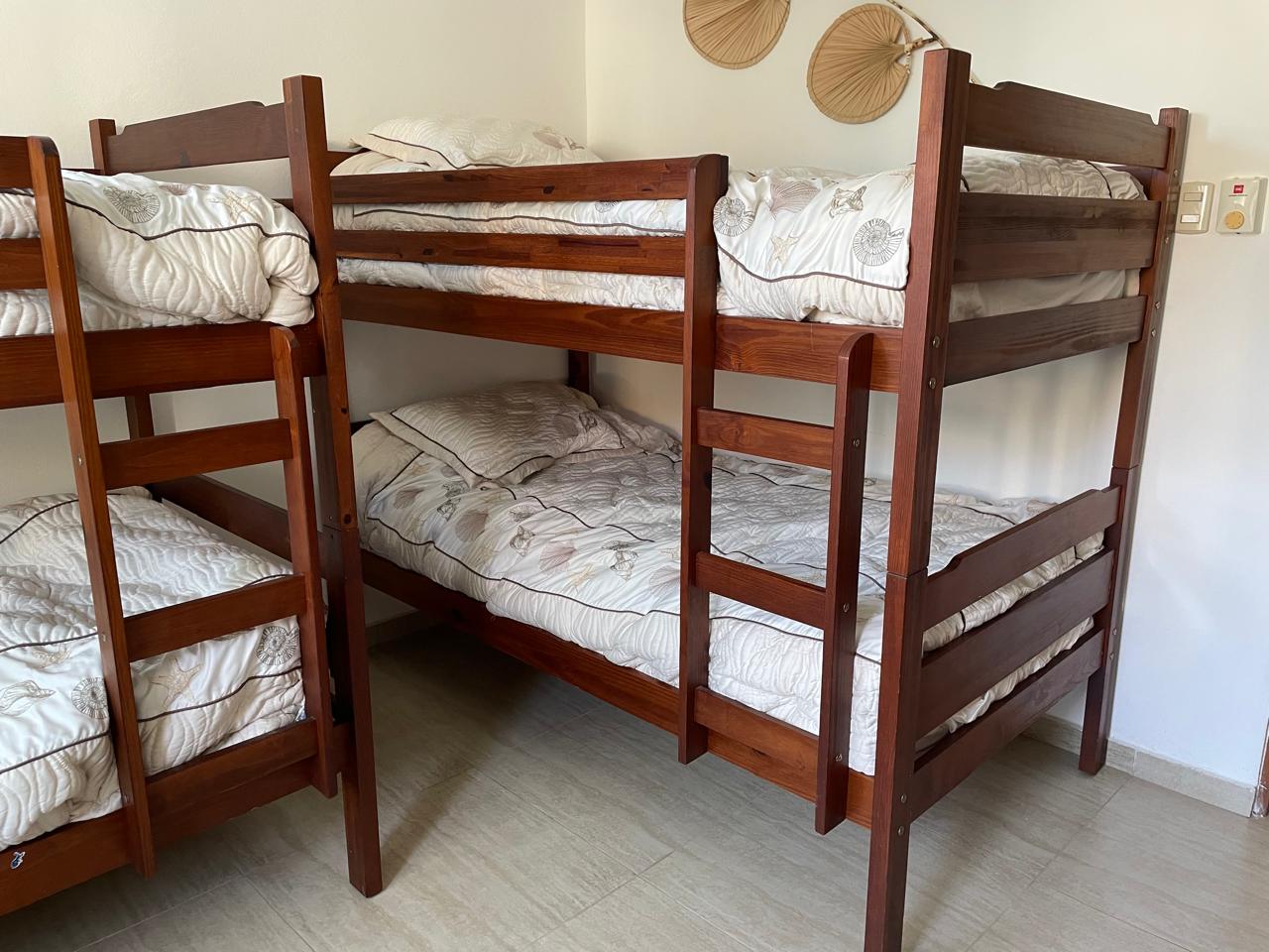 muebles y colchones - Camarotes de madera. Perfectas condiciones! Negoci 2