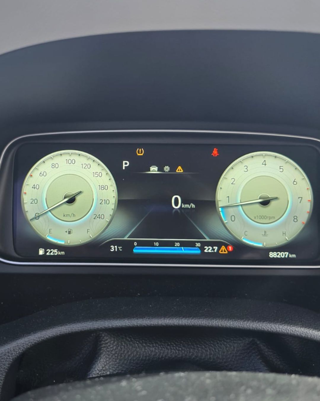 jeepetas y camionetas - Hyundai Cantus Lux 2022 |Negociable |Unico Dueño 2