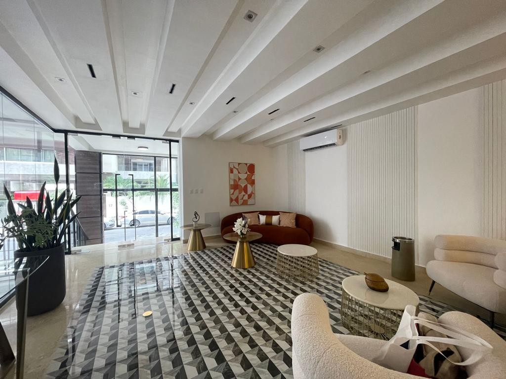 apartamentos - Se vende apartamento en Naco 7