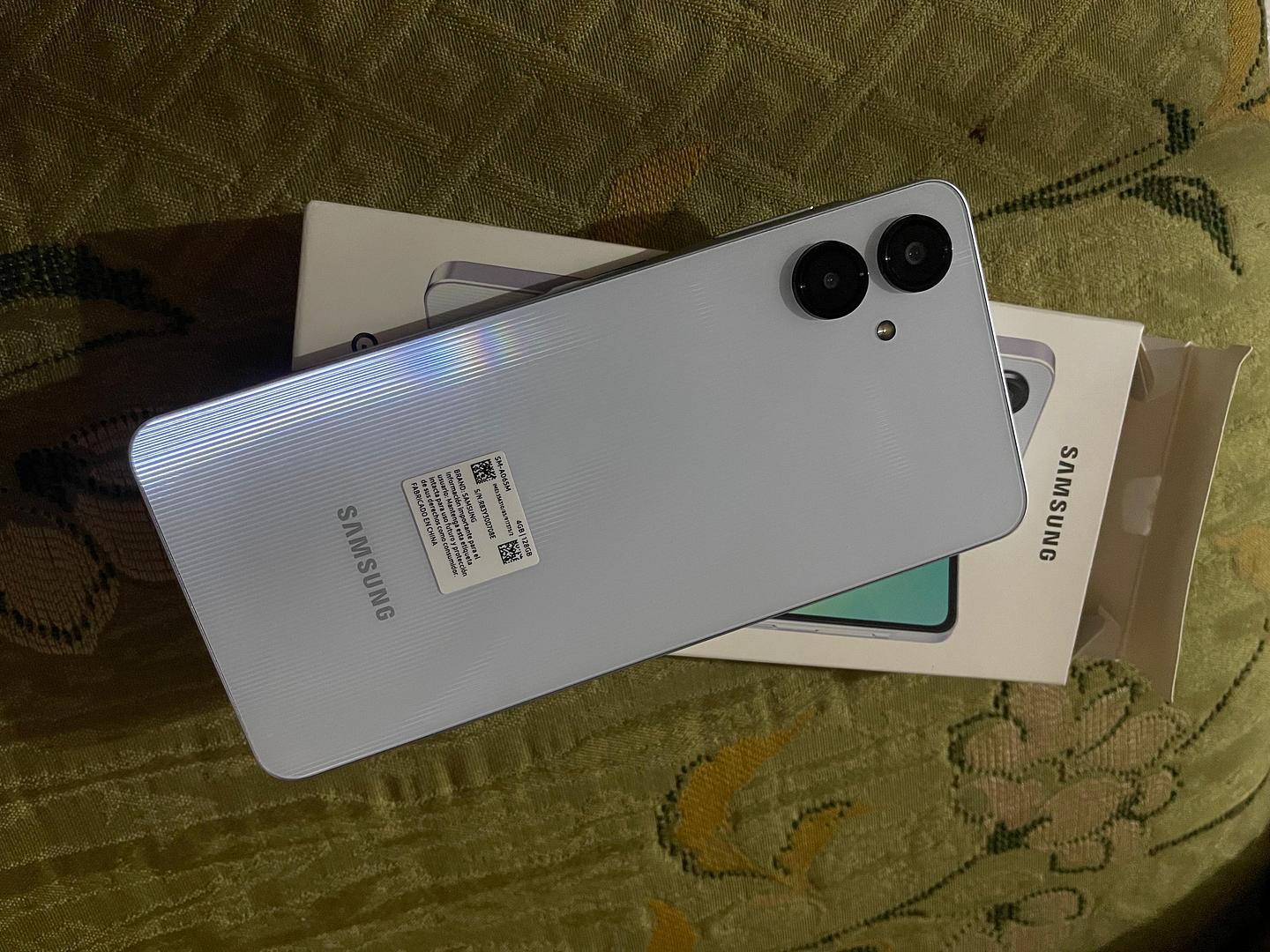 celulares y tabletas - Samsung Galaxy A06