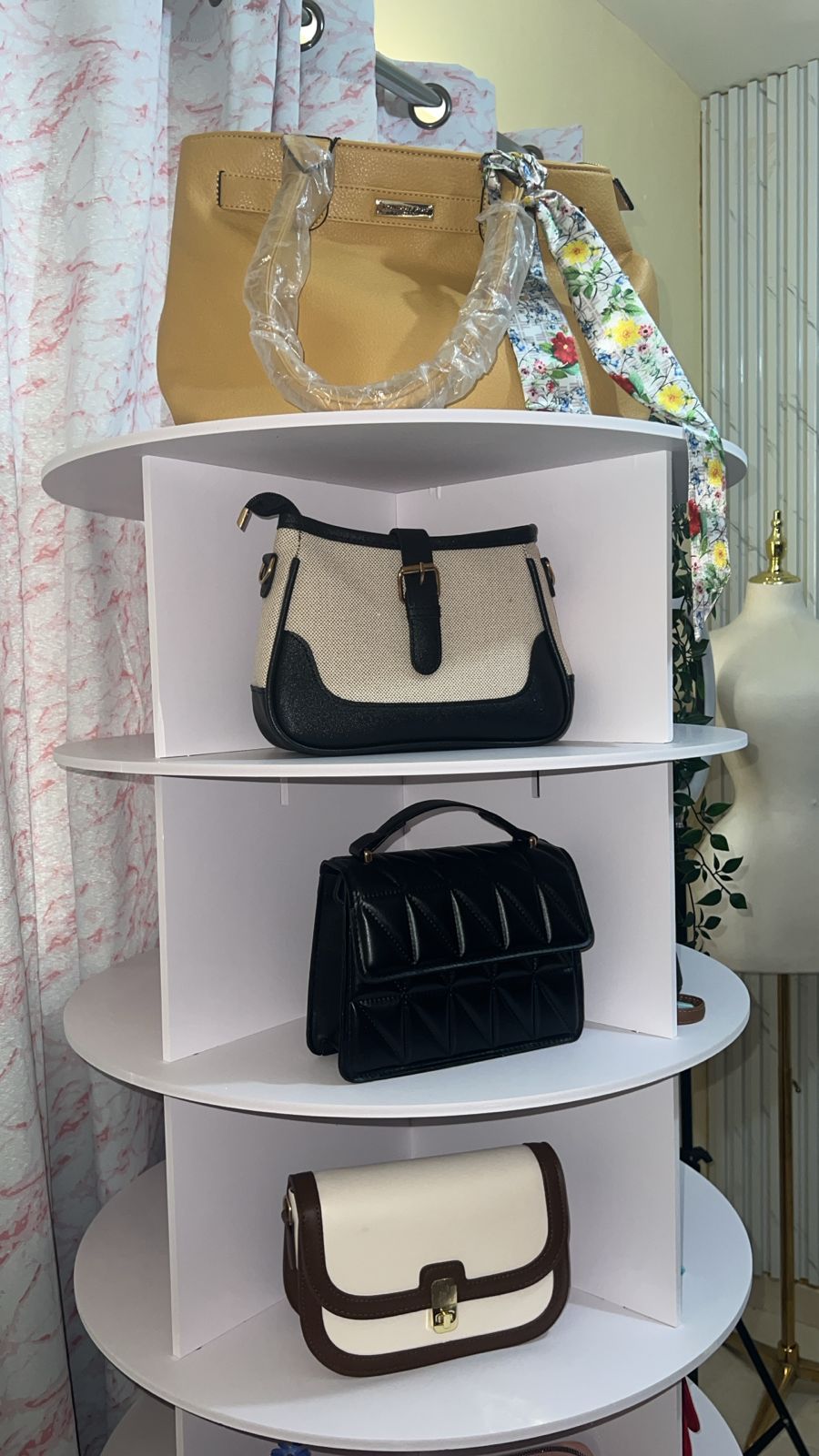 carteras y maletas - De oportunidad Gran Liquidación de carteras  4