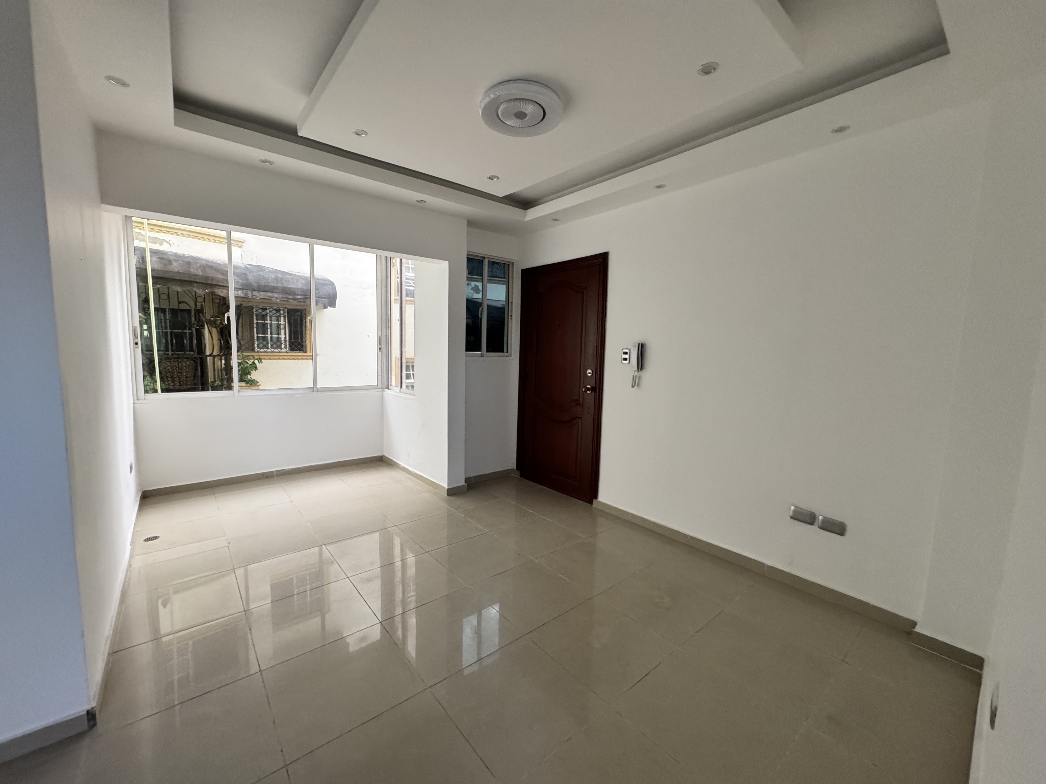 apartamentos - venta de apartamento en Alma Rosa 1 con 136mts Santo Domingo este  6