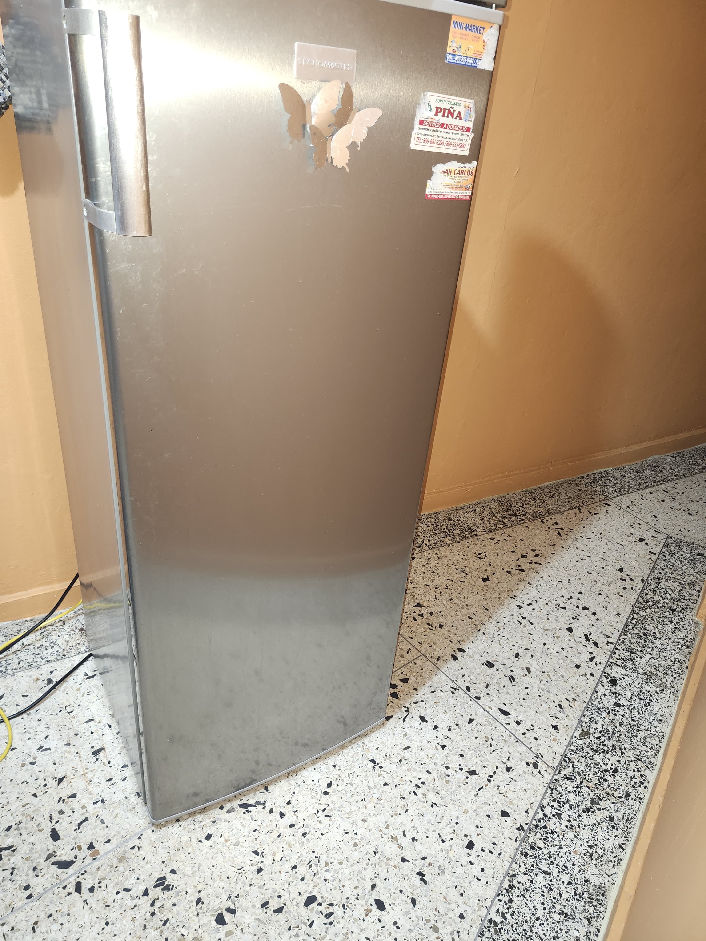 electrodomesticos - Se vende nevera Tecnmaster