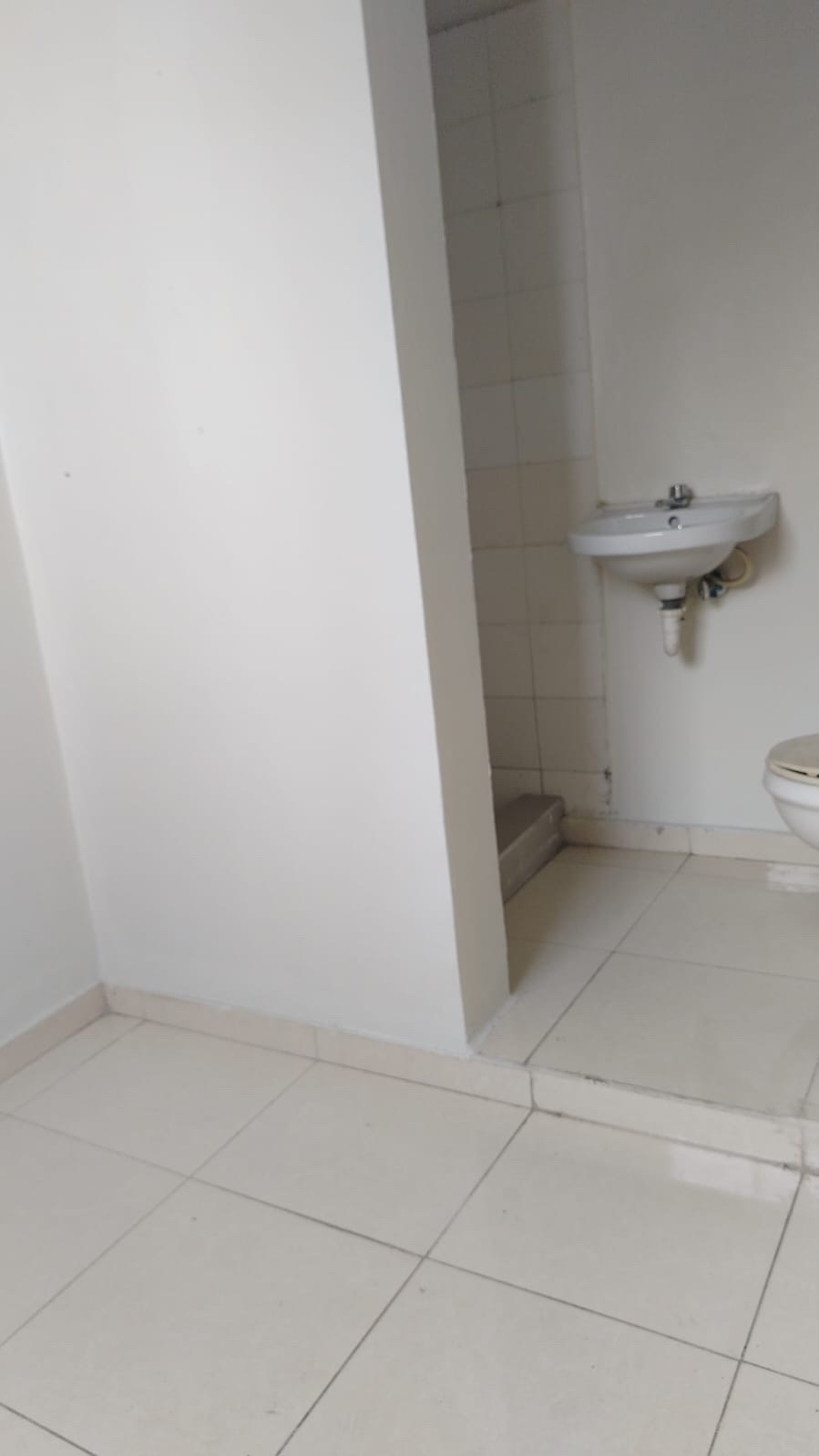 apartamentos - venta de apartamentos grande 3er piso con 2 parqueos Alma rosa 1 Santo Domingo  5