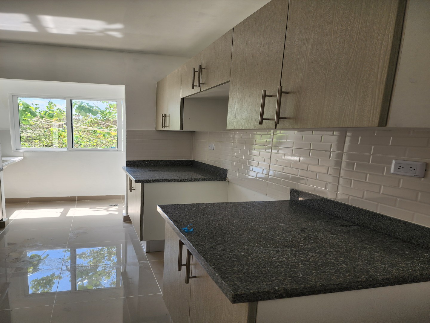 apartamentos - Apto en alquiler, nuevo a estrenar, a 5 minutos de la embajada, 2 habitaciones 7