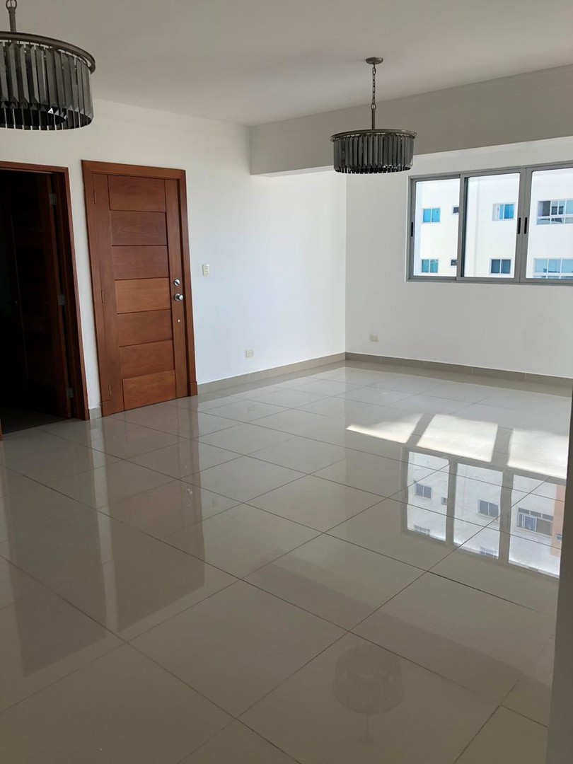 apartamentos - Se vende apartamento en Evaristo Morales 1