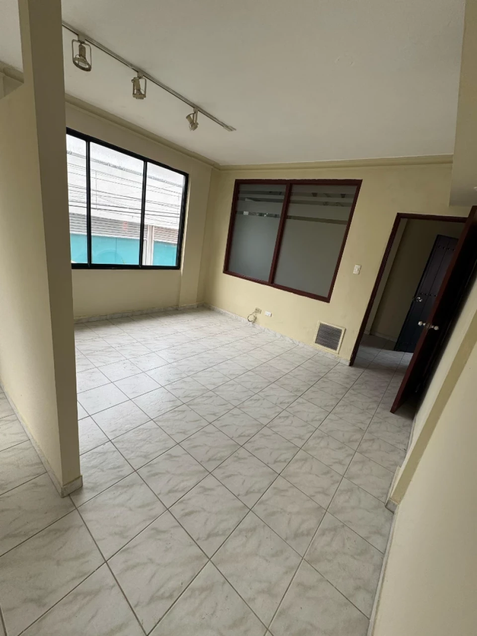 oficinas y locales comerciales - Proyecto comercial en venta en el centro de Sosúa 3
