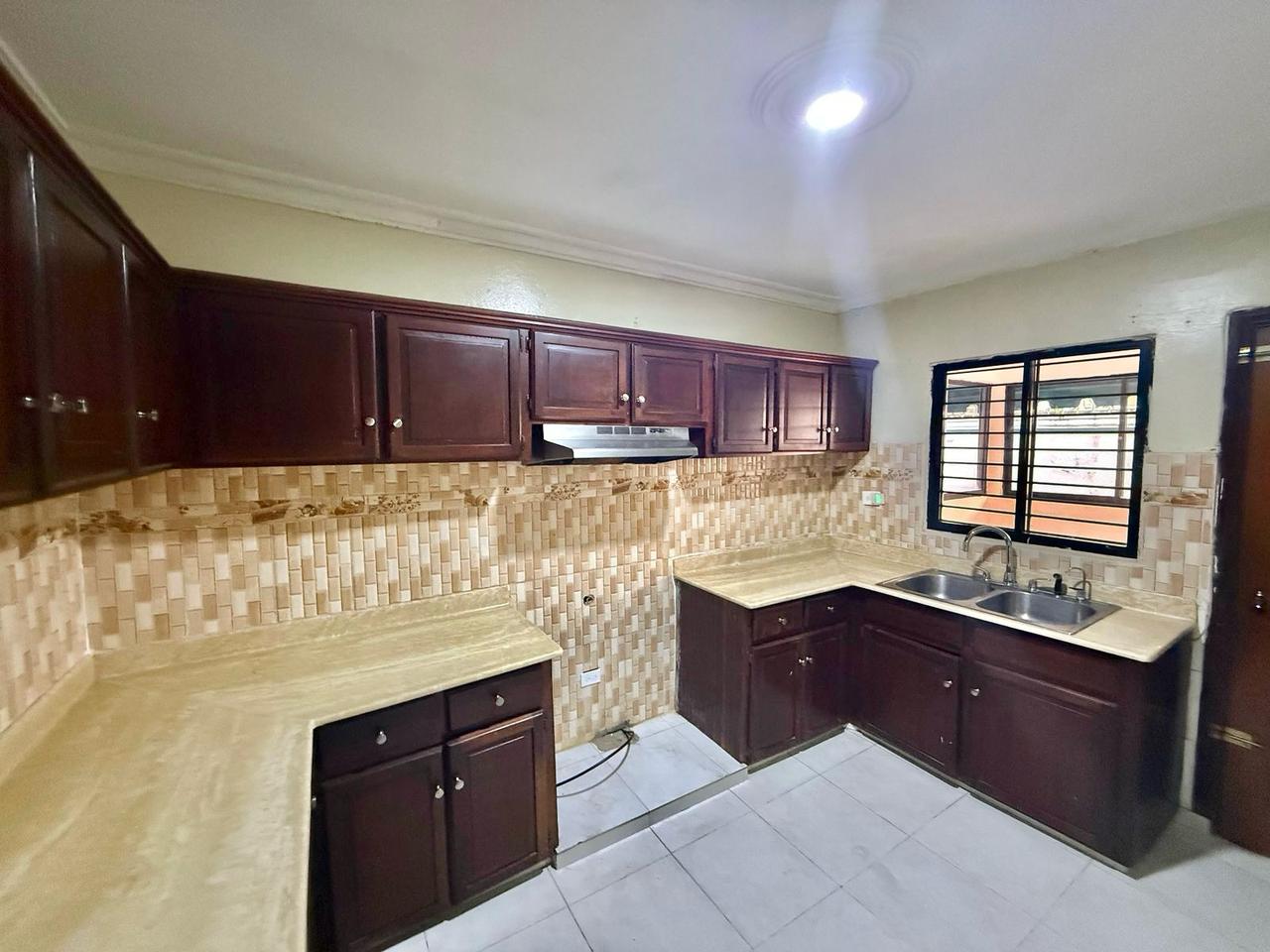 casas - Alquilo casa en Bella Vista Sur  2