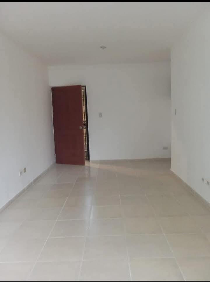 apartamentos - Se vende departamento 2do nivel Carmen Renata 3 6