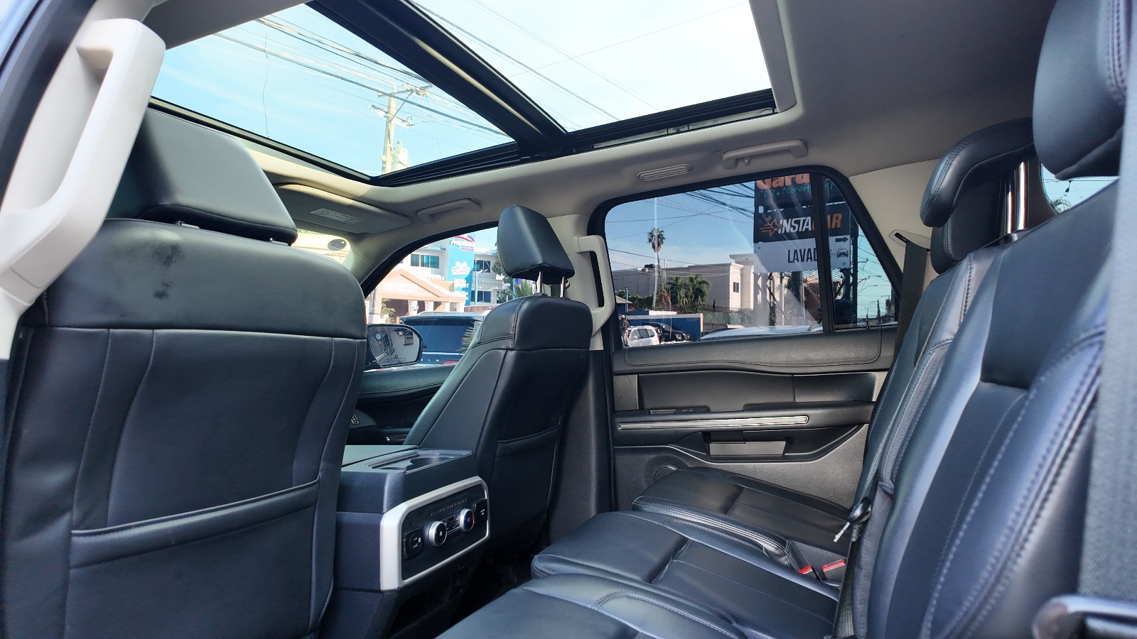jeepetas y camionetas - FORD EXPEDITION XLT 2022 1