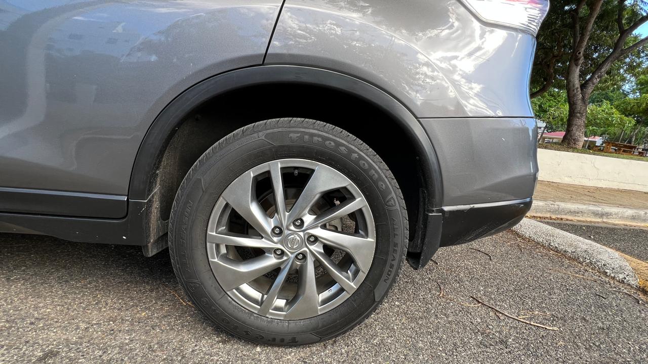 jeepetas y camionetas - Nissan X-Trail 2017 kilometraje original 3