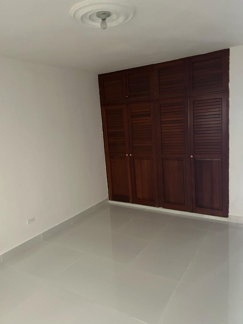 apartamentos - Vendo apartamento remodelado en Bella vista 0