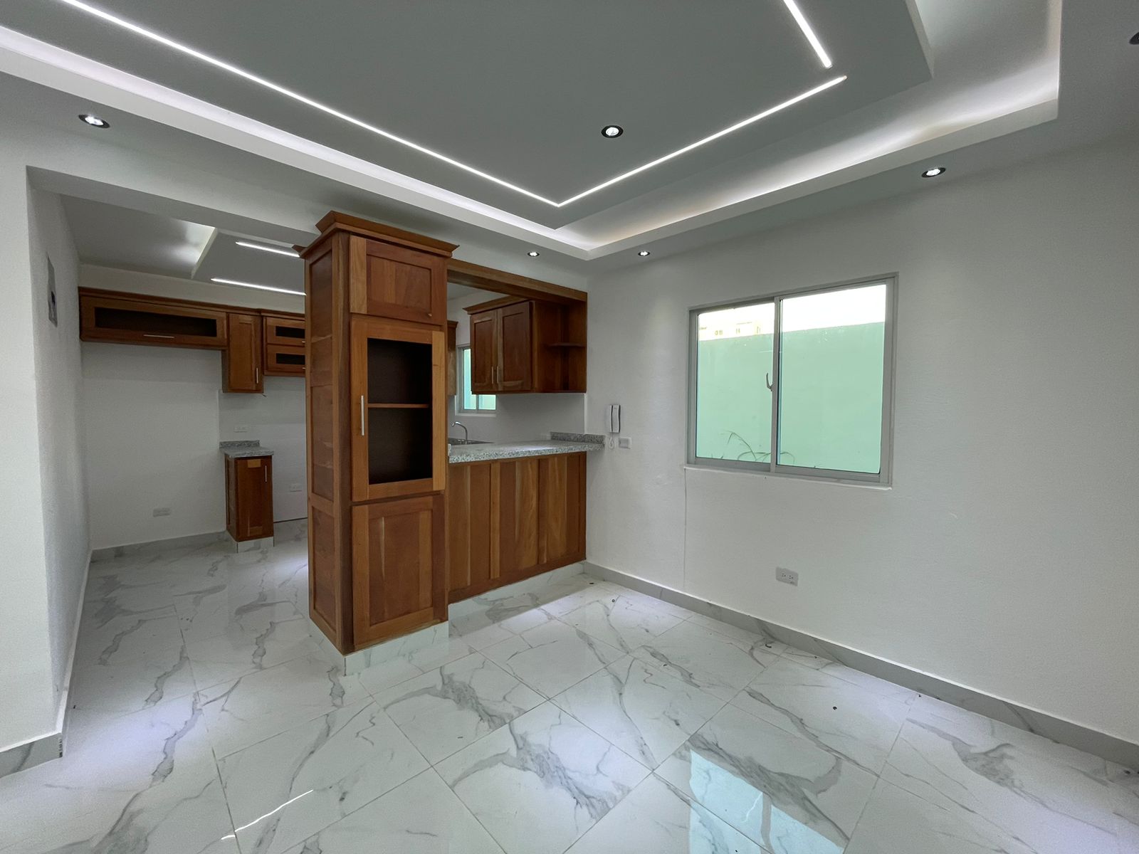 apartamentos - CASA NUEVA A ESTRENAR CON PATIO UBICADA EN PRADO ORIENTAL  2
