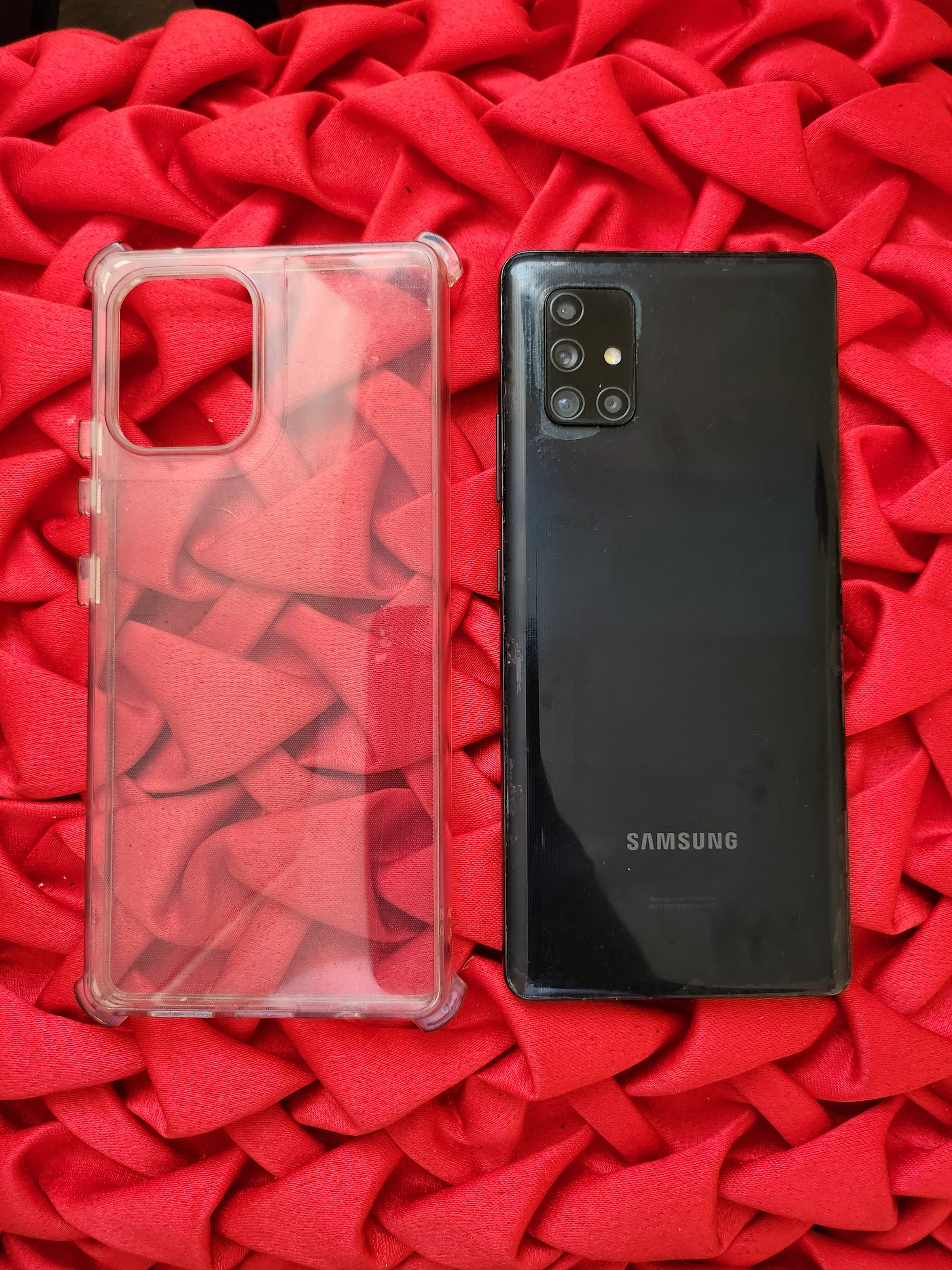 celulares y tabletas - samsung galaxy A71 de 128gb desbloqueado con su cober  3