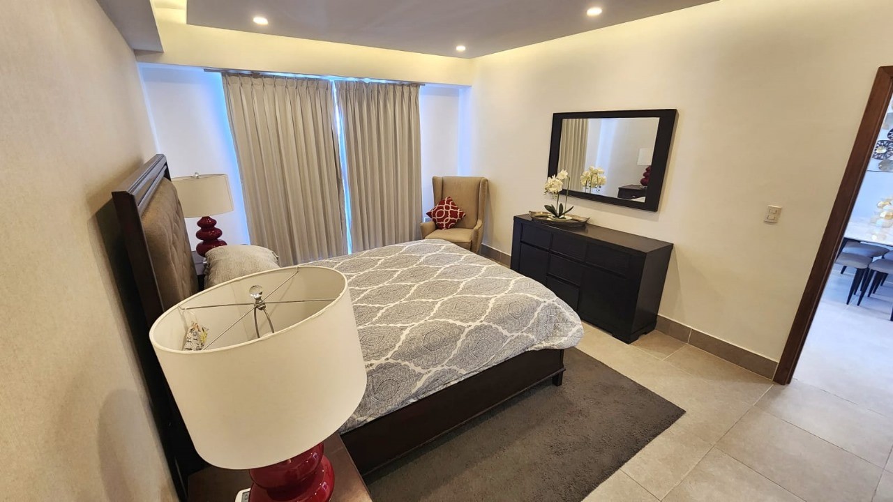 apartamentos - Apartamento en El Exclusivo Sector de Naco Totalmente Amueblado.   4