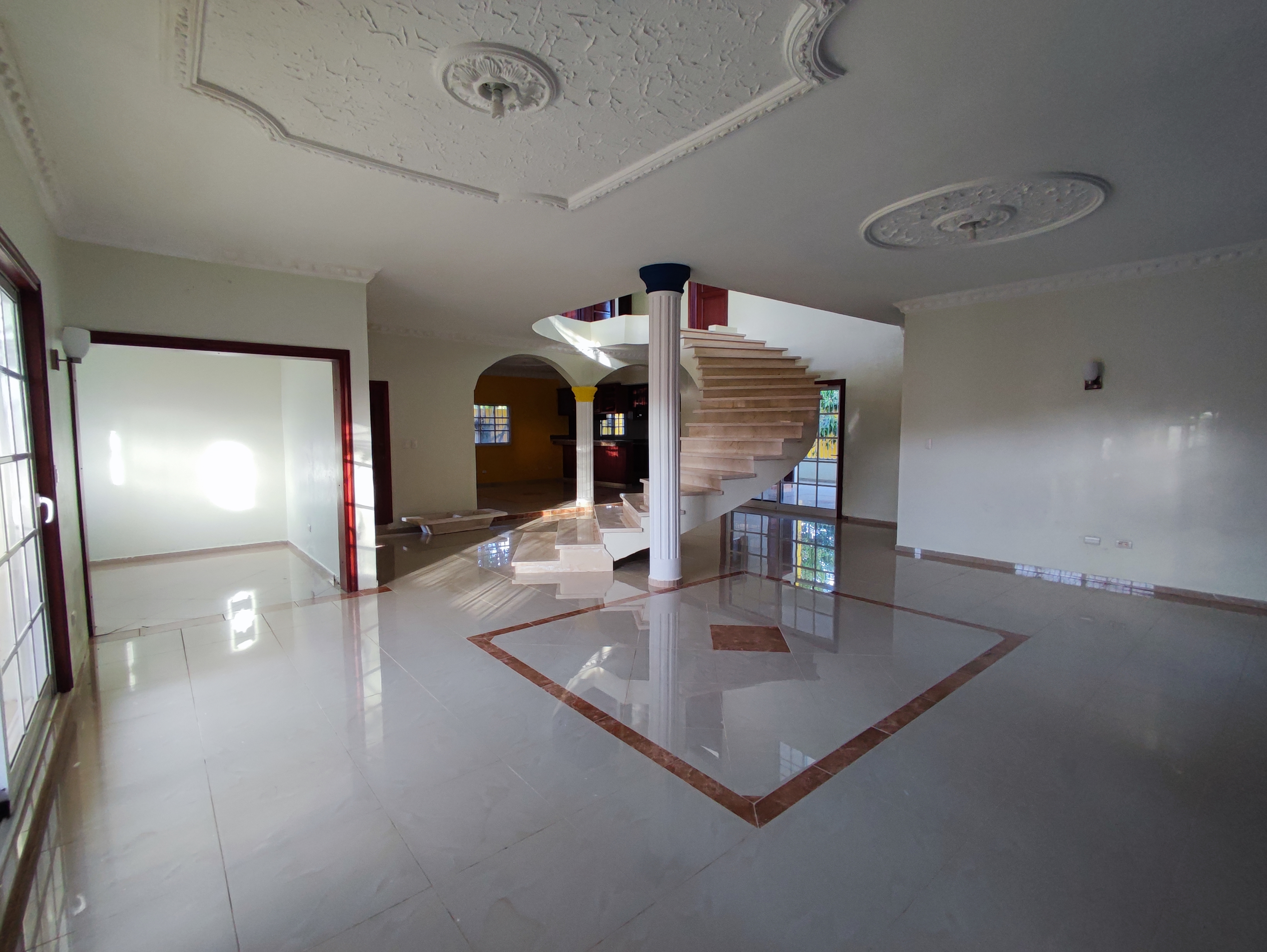 casas - SE RENTA  Casa 5 Habitaciones en Res Villa España 4