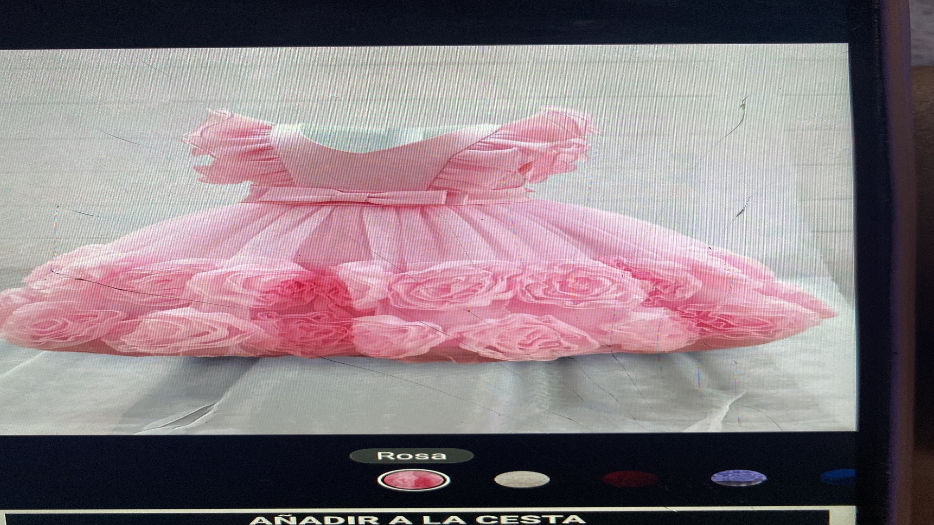 ropa y zapatos - Se vende vestidos y zapatilla de niña de un solo uso 