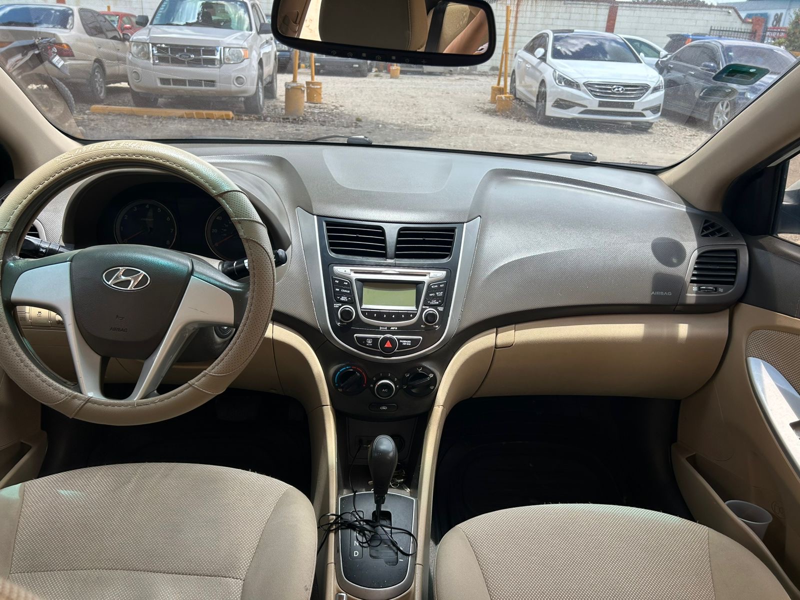 carros - Hyundai accent 2012- 420 2