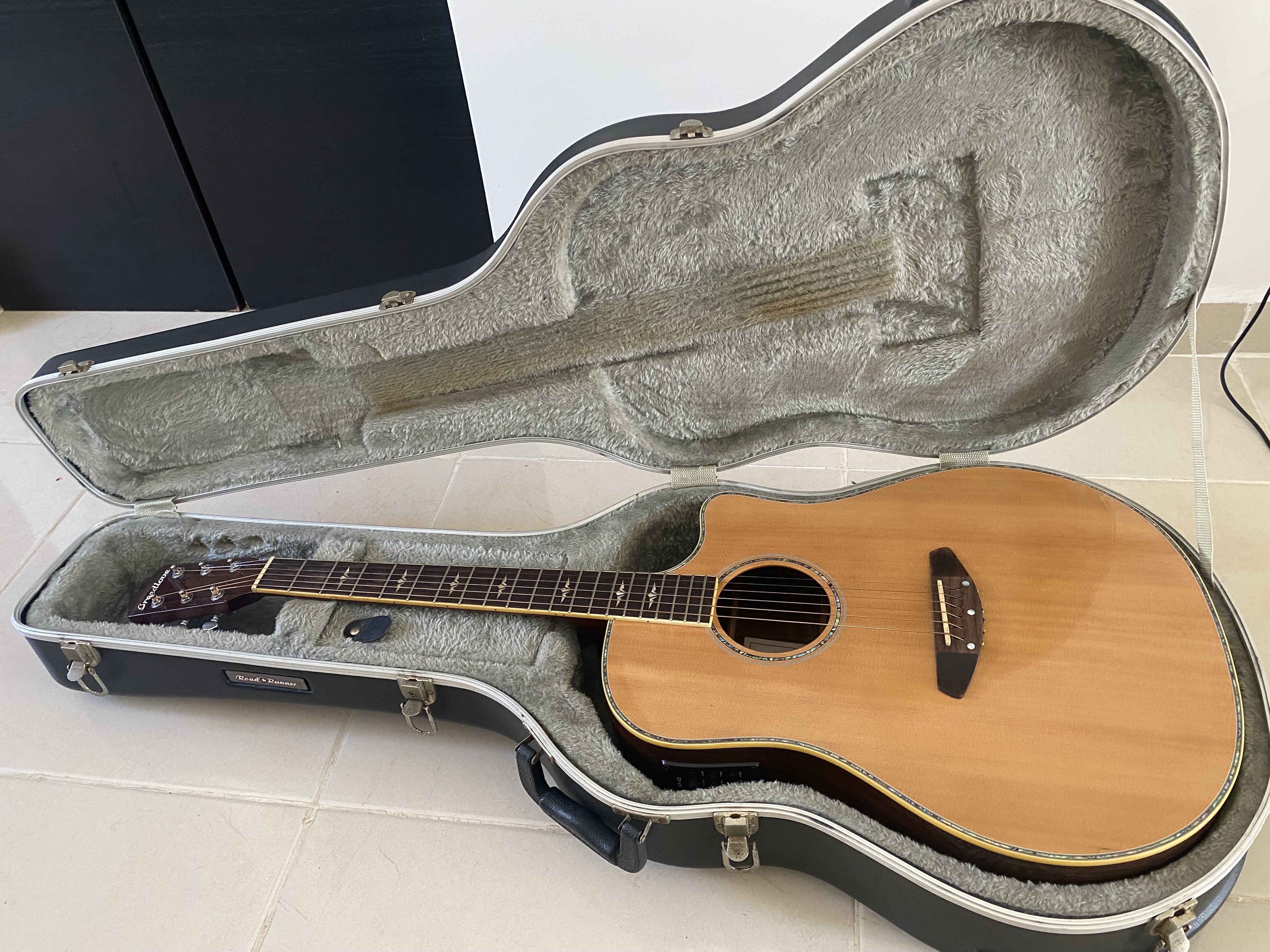 instrumentos musicales - En venta Guitarra Electroacústica Breedlove Americana con Hard Case 