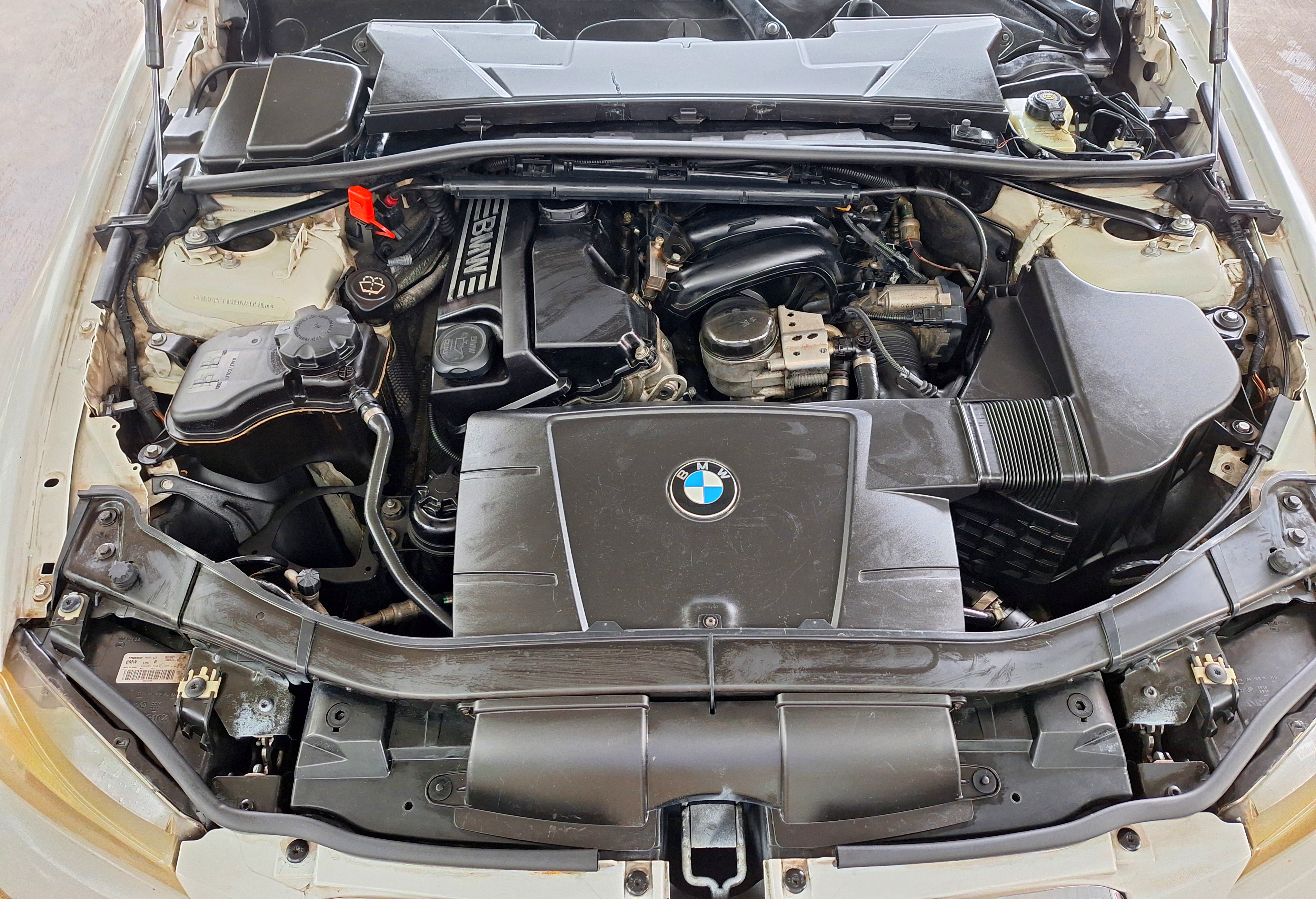 carros - BMW 318 i, 2009 0