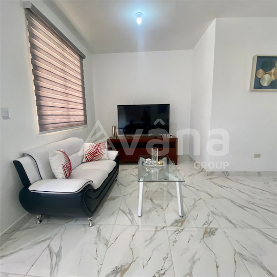 casas - Casa de venta de dos niveles en la zona sur de Santiago 9