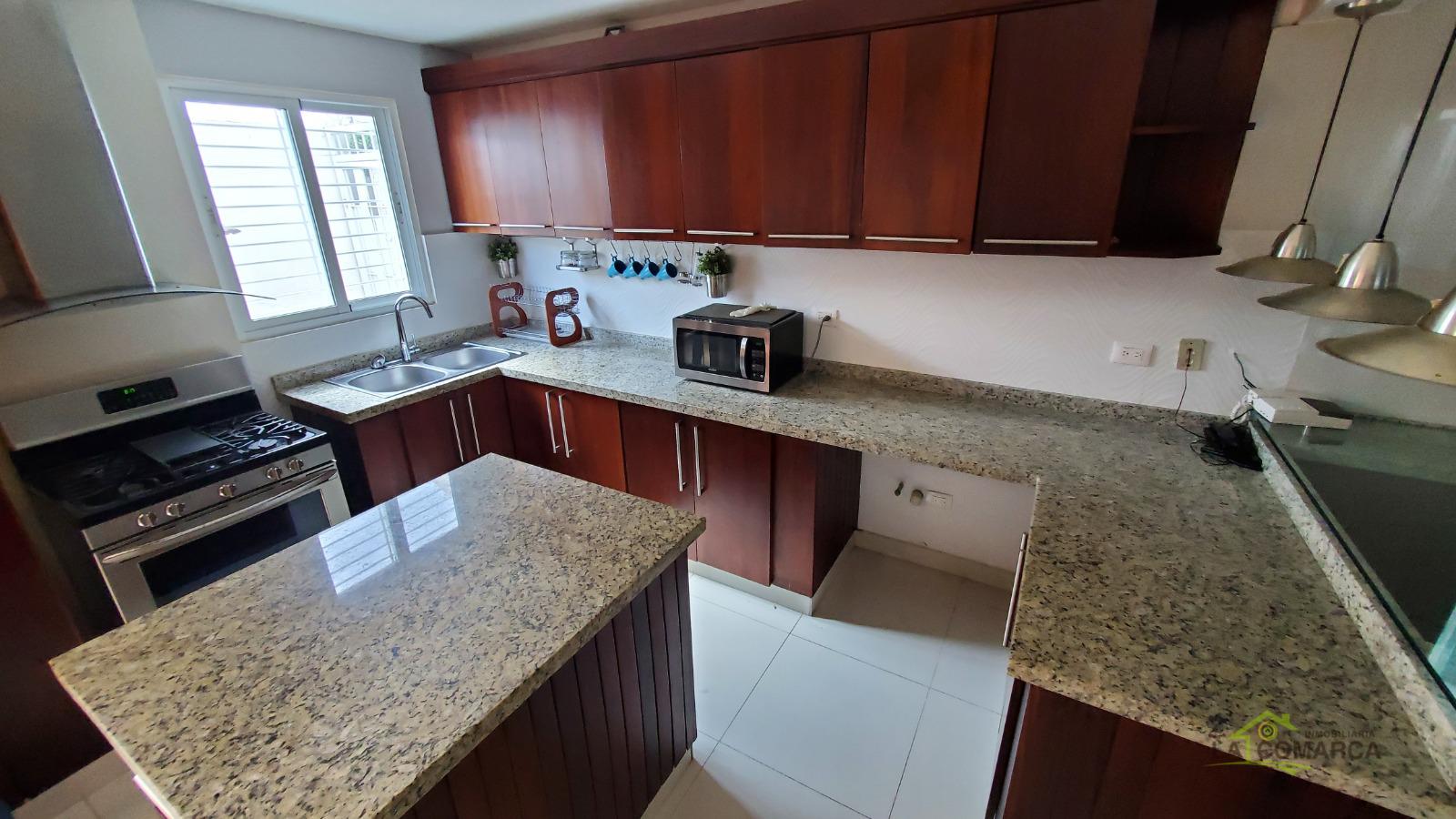 casas - Casa en venta en Urbanización Las Américas 8