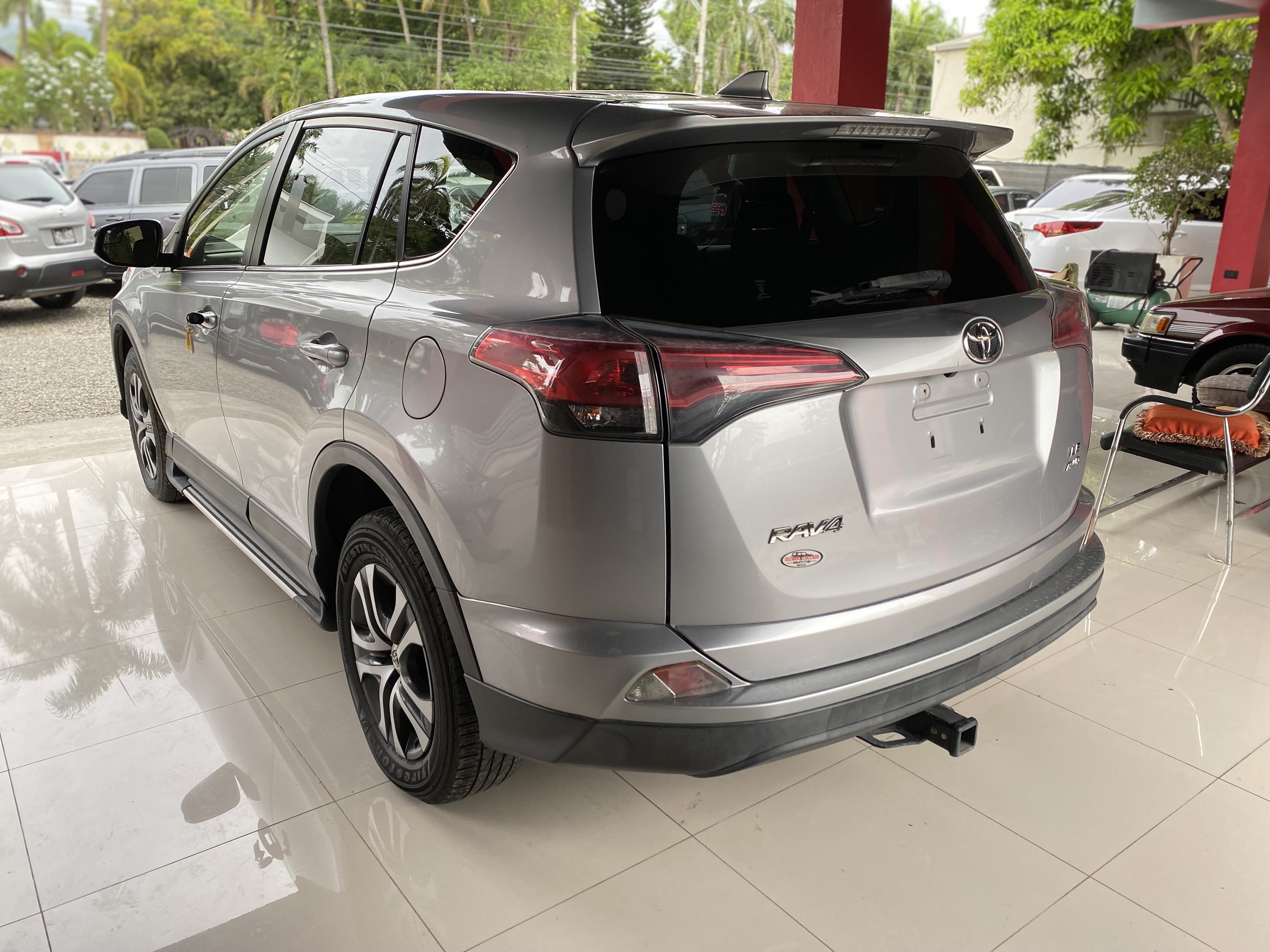 jeepetas y camionetas - TOYOTA RAV-4 2018 3