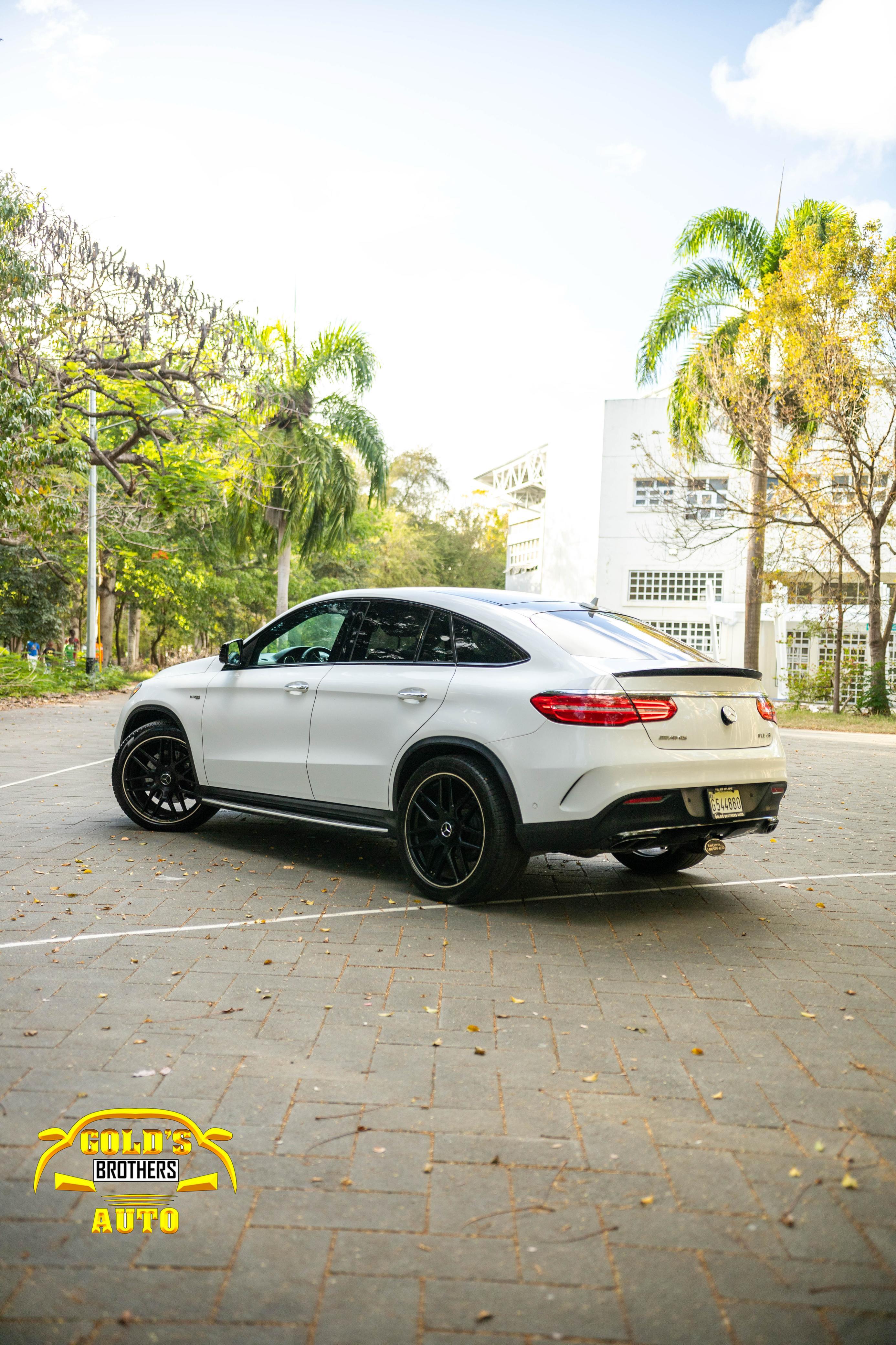 jeepetas y camionetas - Mercedes Benz GLE 43 AMG Coupe 2019 Clean Carfax 3