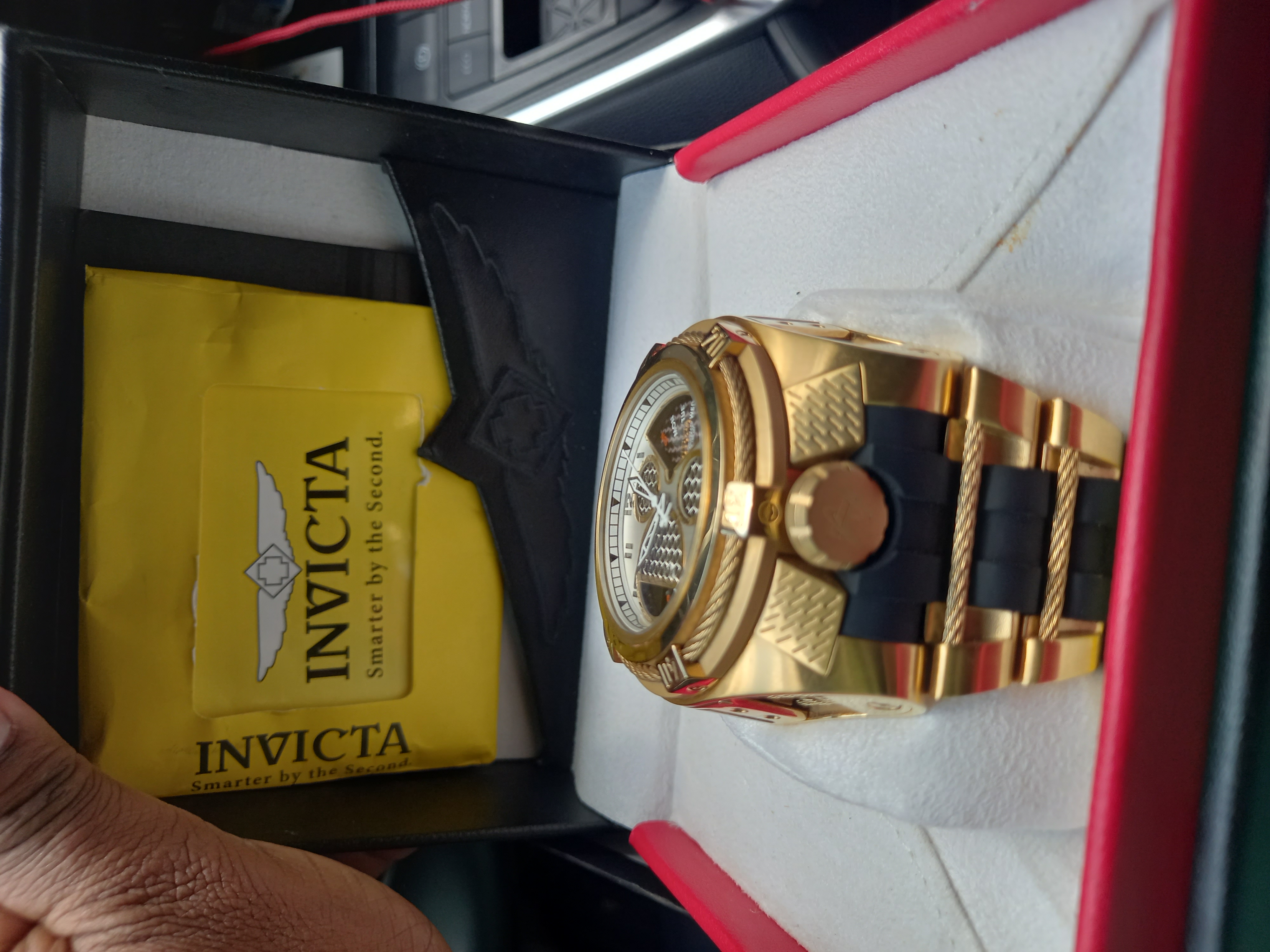 joyas, relojes y accesorios - Vendo Reloj Invicta Bolt Zeus Tria, modelo 16320, Swiss Made, en su caja, 14,000 2