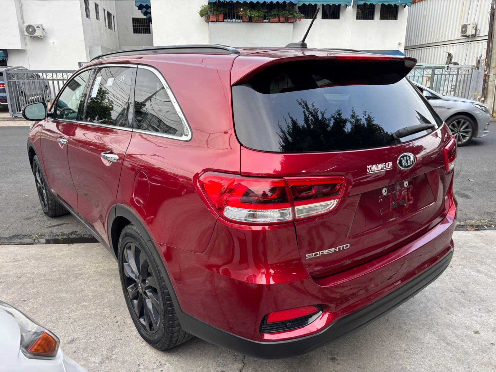 jeepetas y camionetas - KIA Sorento LX AWD V6 2019 4