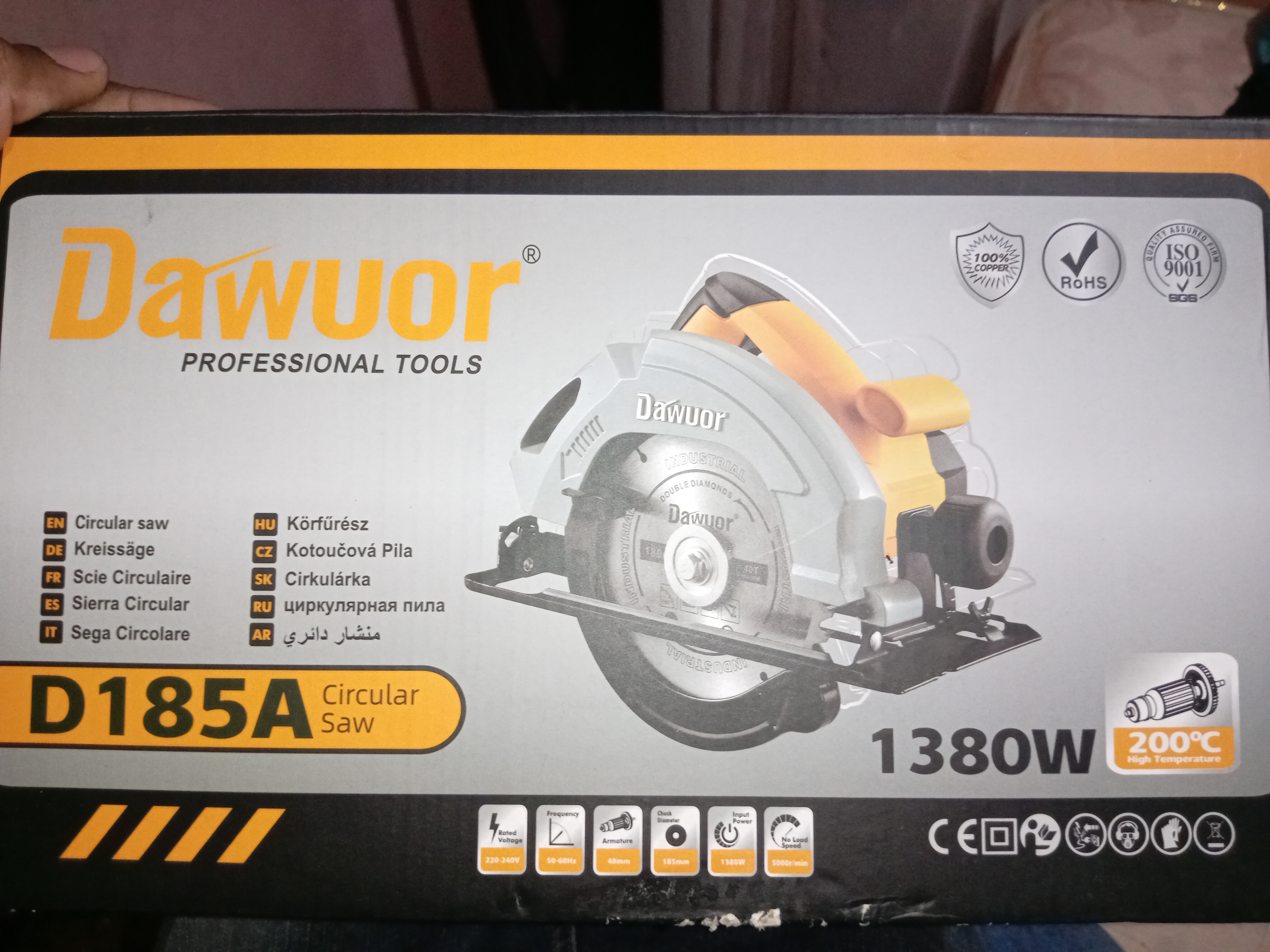 equipos profesionales - Sierra circular nueva en su caja  0