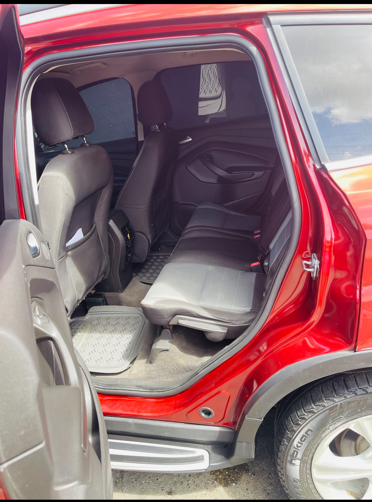 jeepetas y camionetas - For Escape 2015 RD$520,000.00 Neg. 9