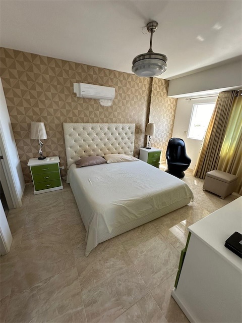 apartamentos - Venta de penthouse de 3 niveles en el mirador sur con 335mts Distrito Nacional  9
