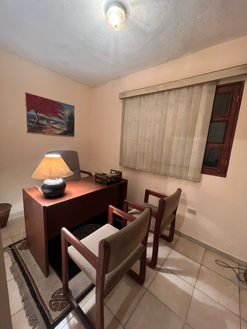 oficinas y locales comerciales - ALQUILER DE BELLA OFICINA EN GAZCUE 5