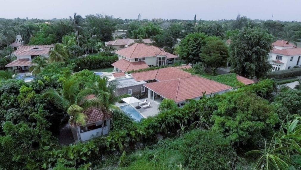 casas vacacionales y villas - Hermosa villa totalmente amueblada
Metro Country Club, Juan Dolio, San Pedro de  3