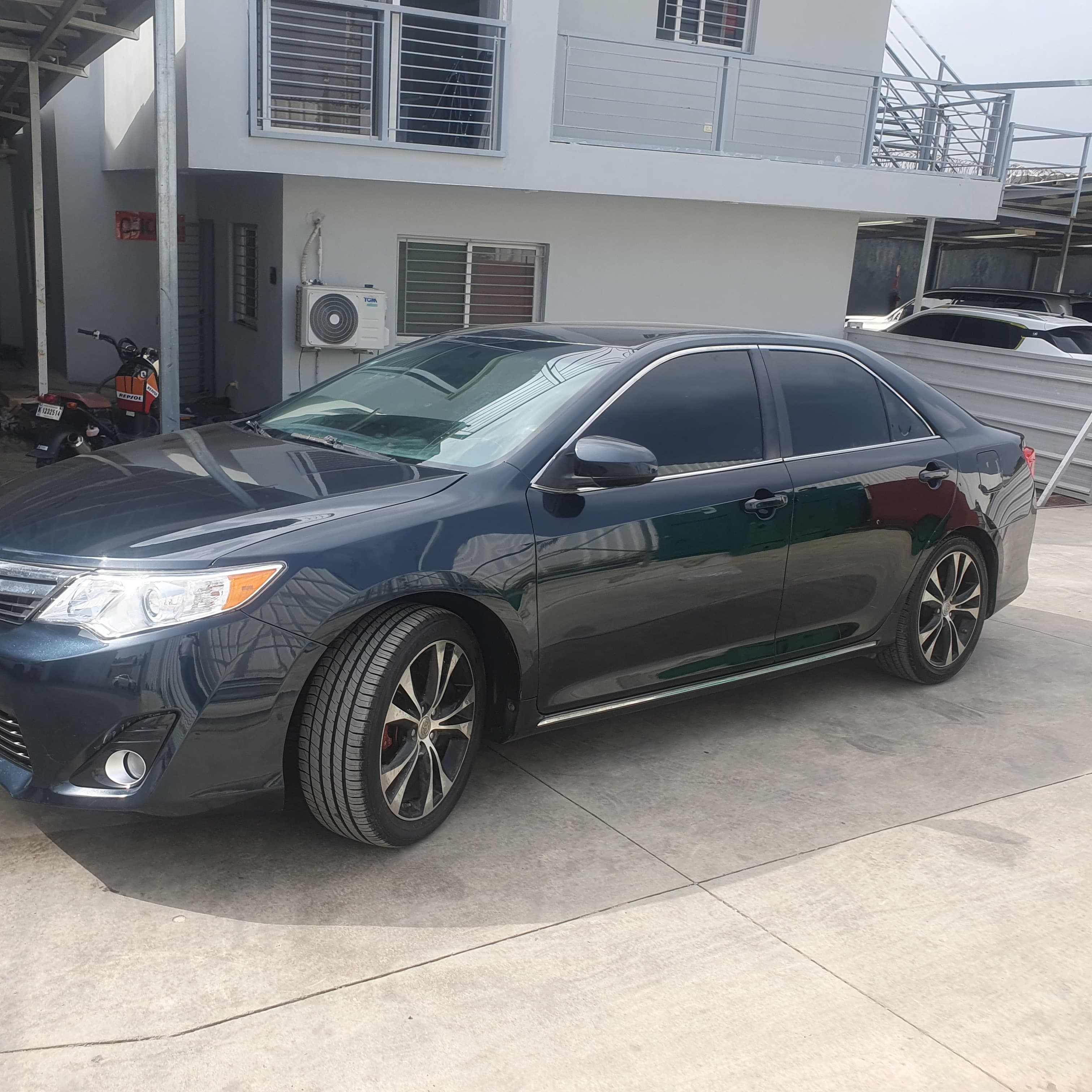 carros - Toyota Camry 2012 LE 1