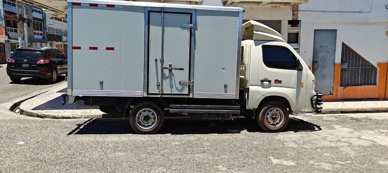 camiones y vehiculos pesados - Camion Forland F200s 2024 1