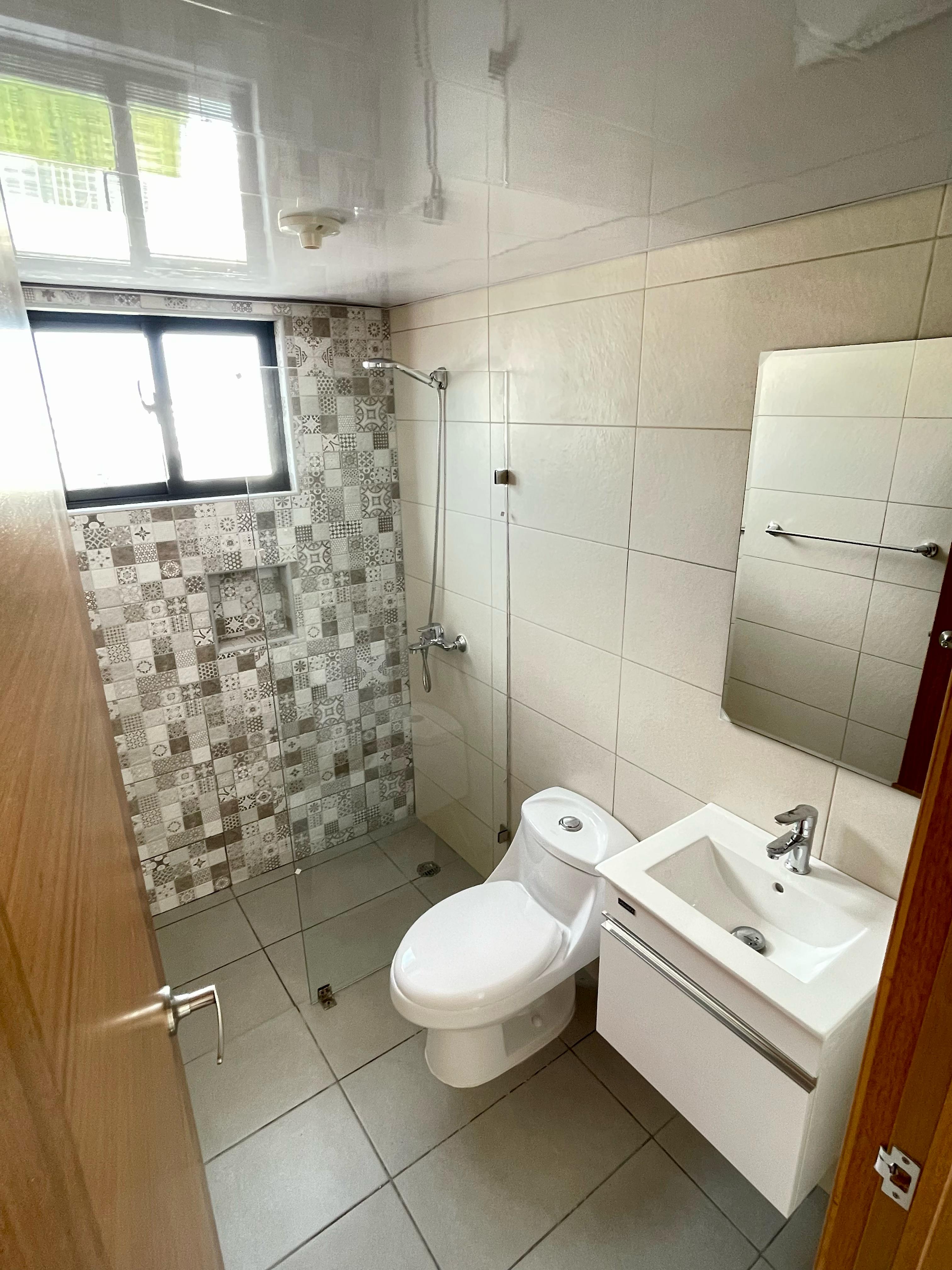 apartamentos - 🏡 ¡SE ALQUILA APARTAMENTO DE ENSUEÑO! 📍 Evaristo 6