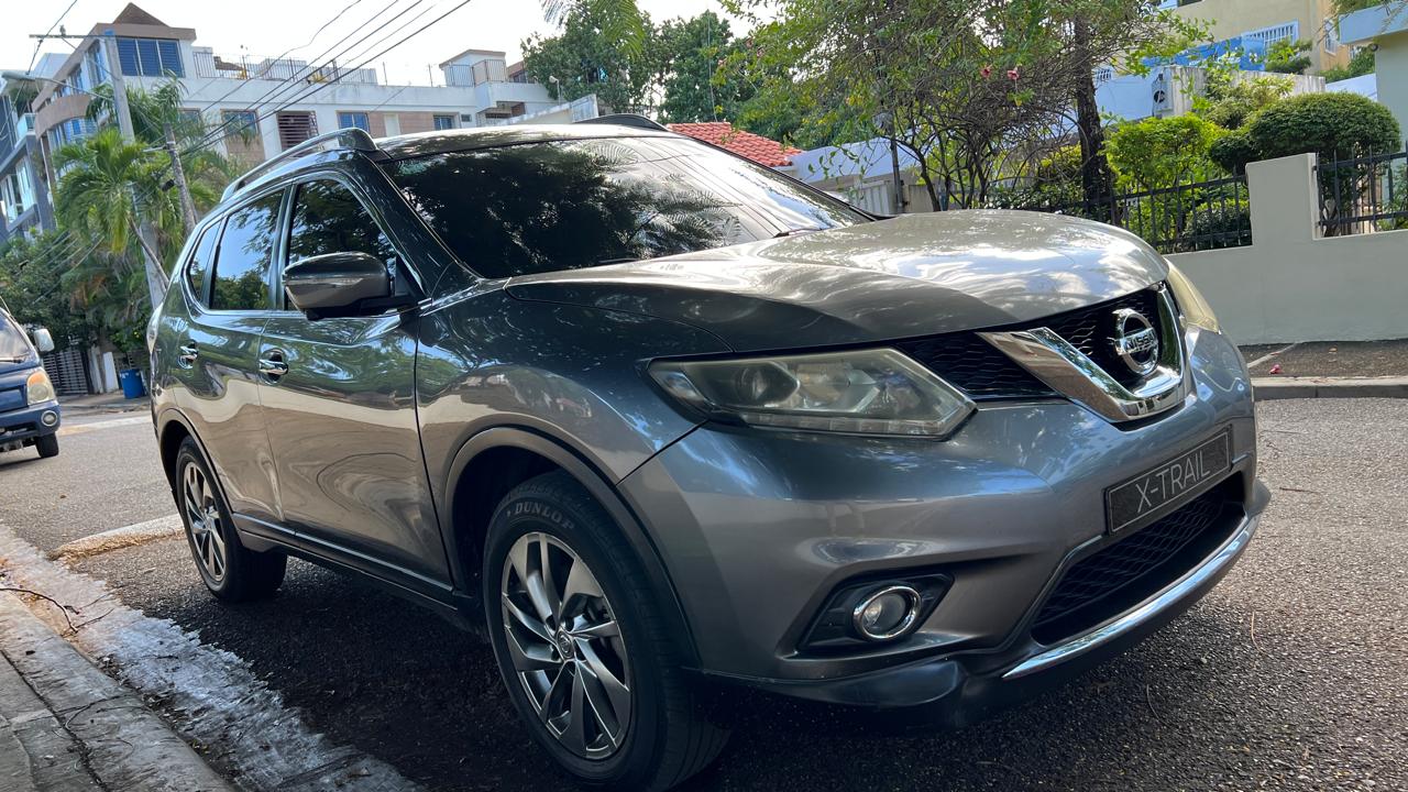 jeepetas y camionetas - Nissan X-Trail 2017 kilometraje original 4