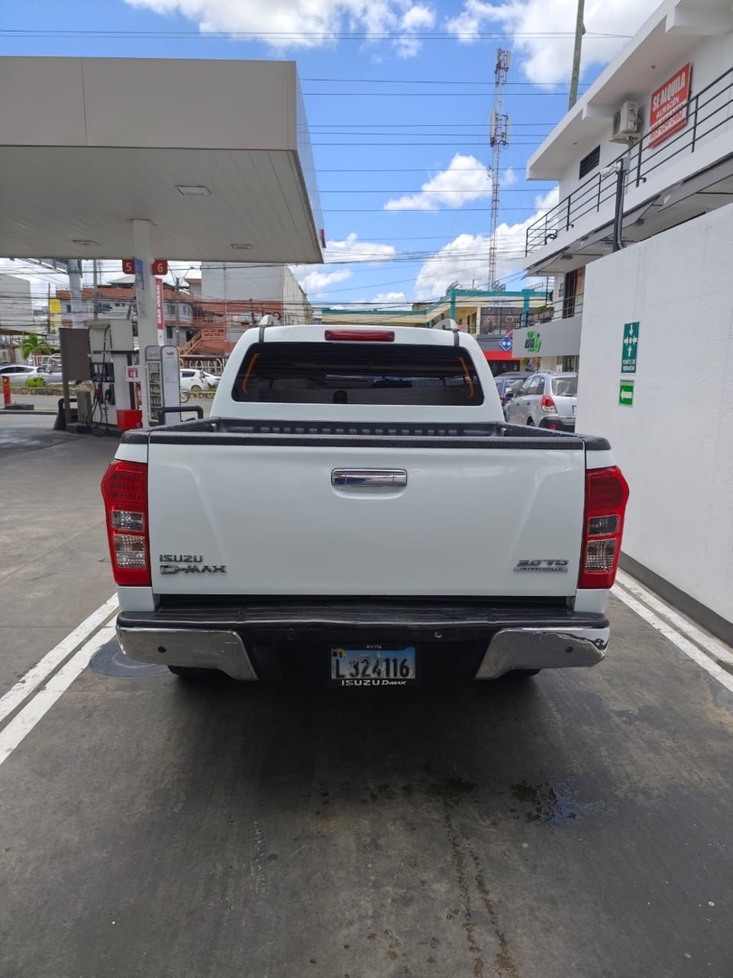 jeepetas y camionetas - Isuzu D-Max LS 3.0 3