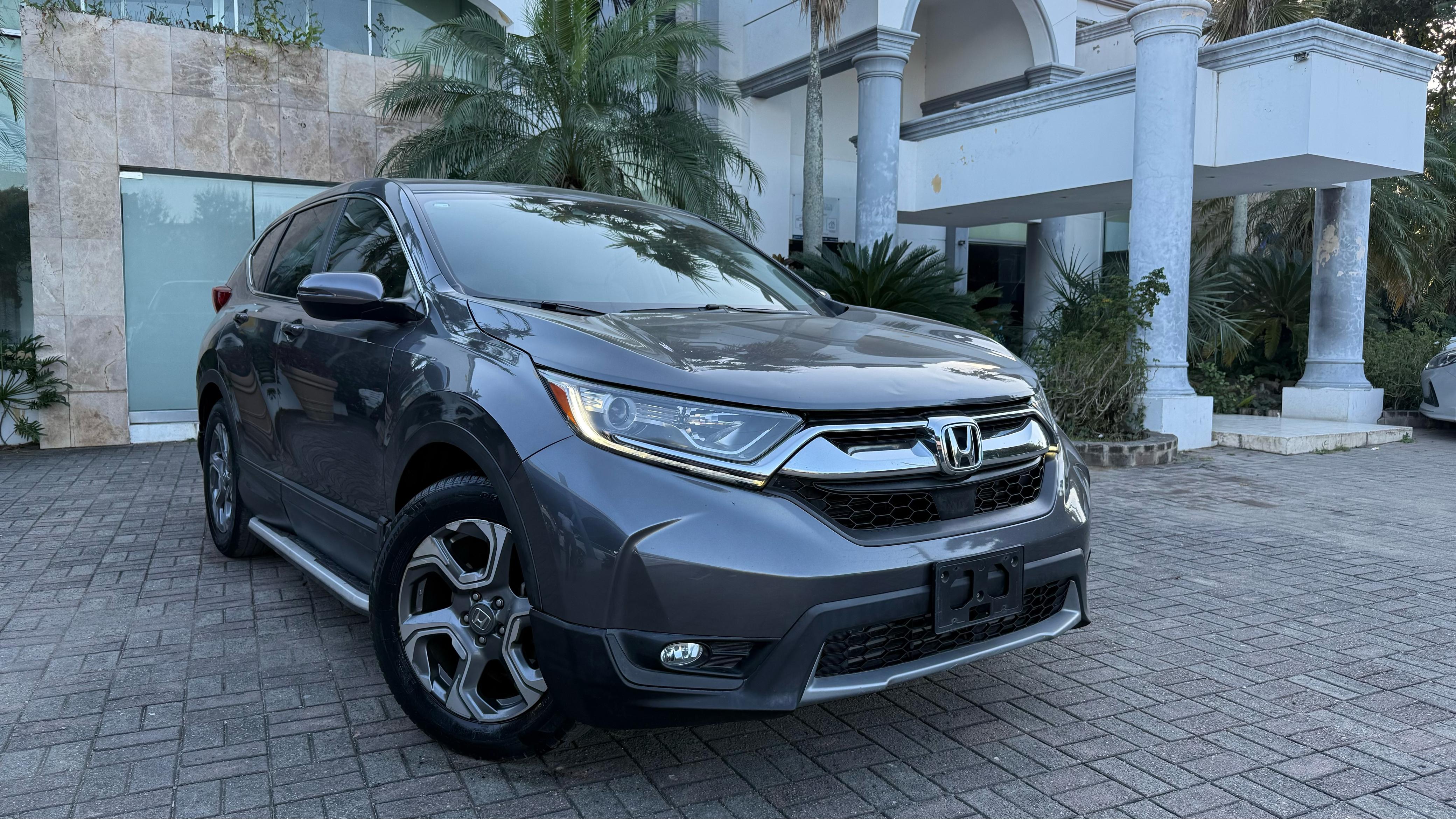 jeepetas y camionetas - Honda crv exl 2019 clean  0
