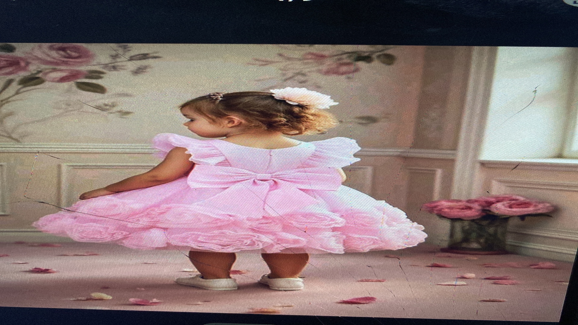 ropa y zapatos - Se vende vestidos y zapatilla de niña de un solo uso  1