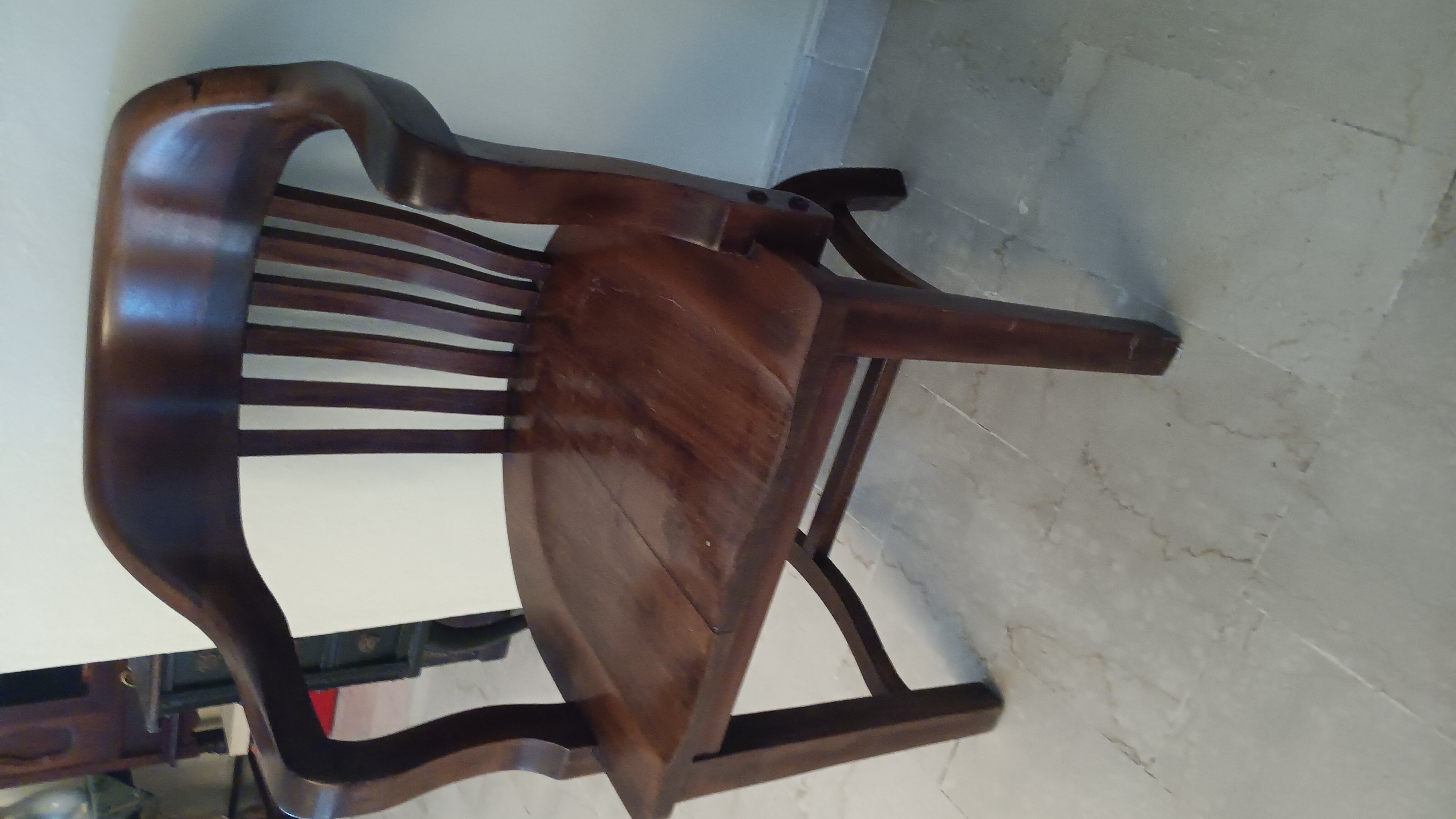 muebles y colchones - Silla de oficina antigua de Caoba