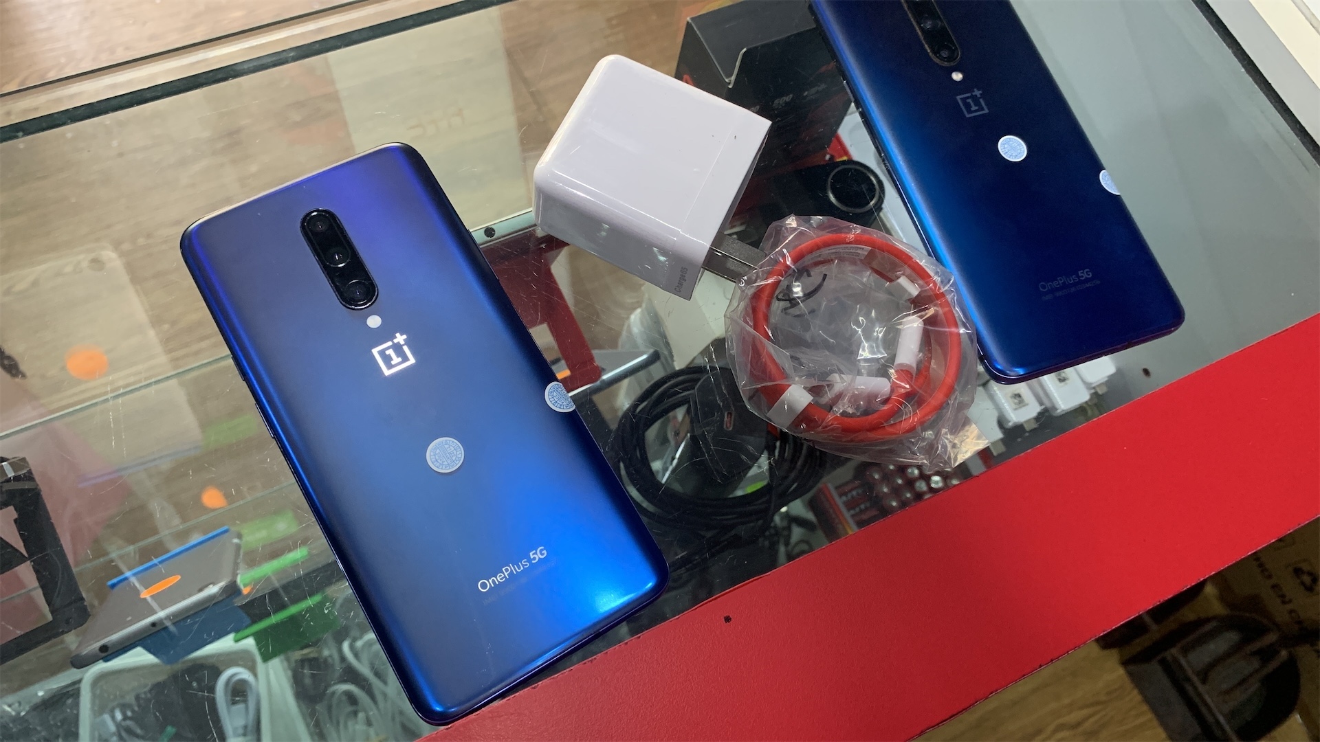celulares y tabletas - One plus 7 pro 256GB 8 Ram 2