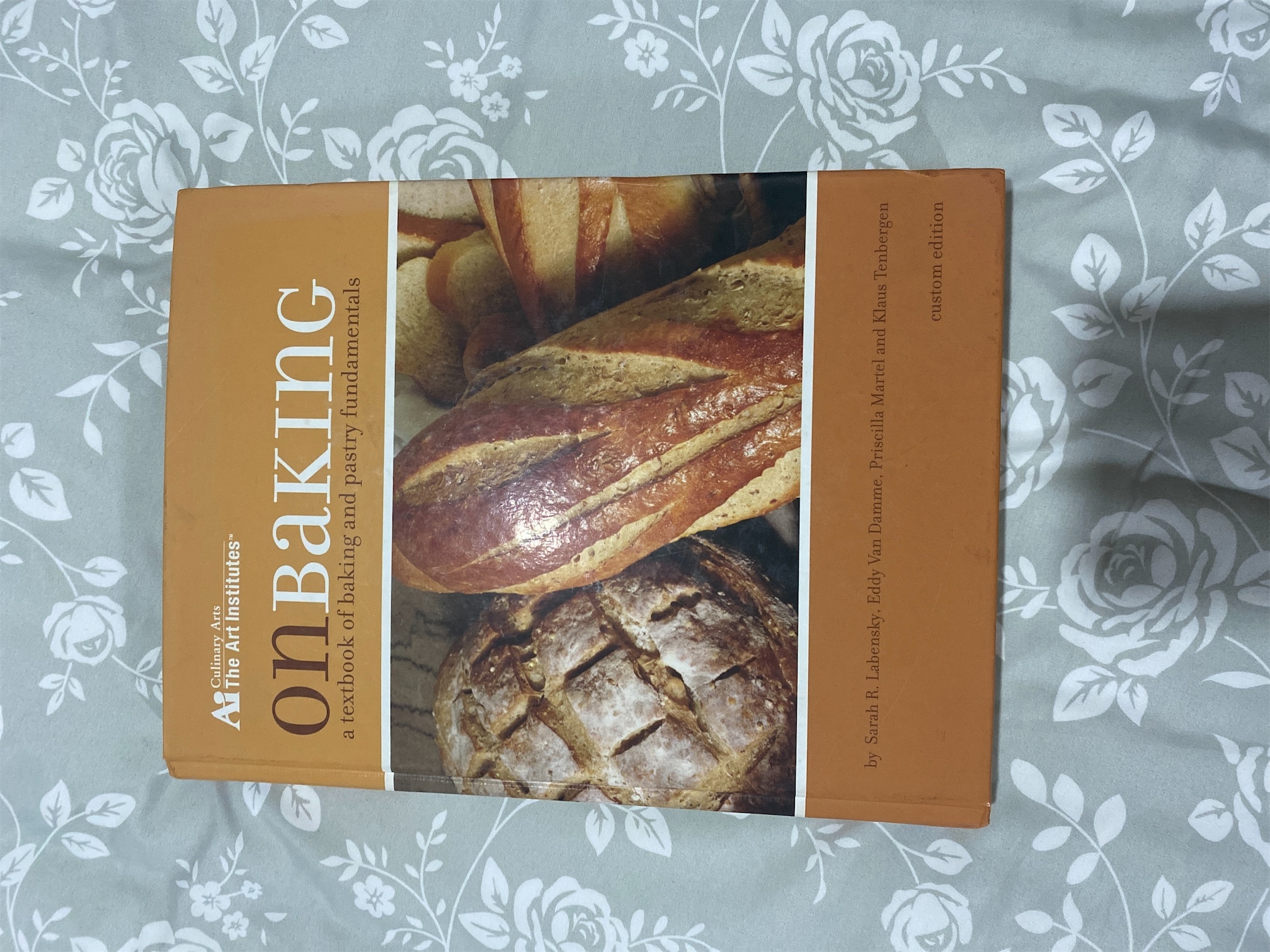 libros y revistas - Libro profesional de Repostería y Panadería “ON BAKING”