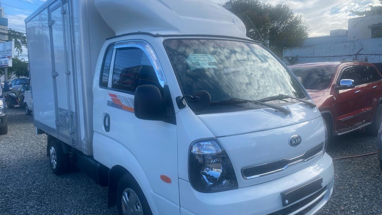 jeepetas y camionetas - OPORTUNIDAD!! CAMIÓN FURGÓN CERRADO KIA BONGO