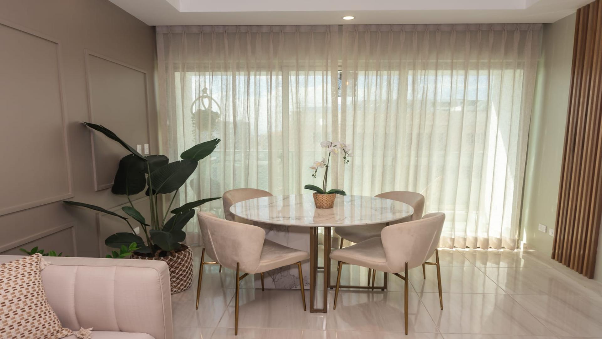 apartamentos - Evaristo Morales totalmente amueblado y con diseño y mobiliario moderno 7
