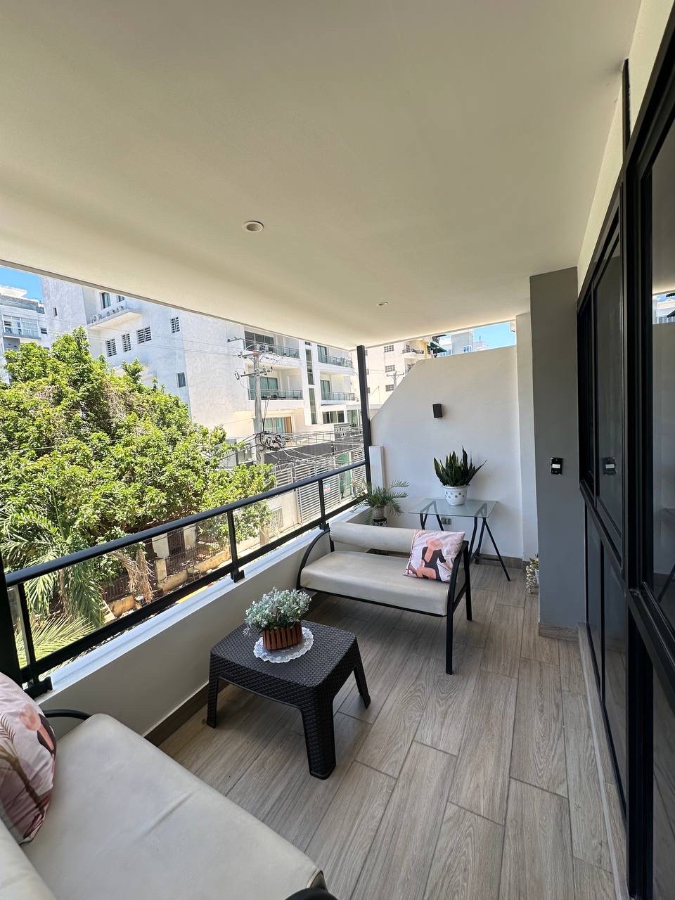 apartamentos - Moderna Habitación Amueblada con Piscina en Bella Vista  7